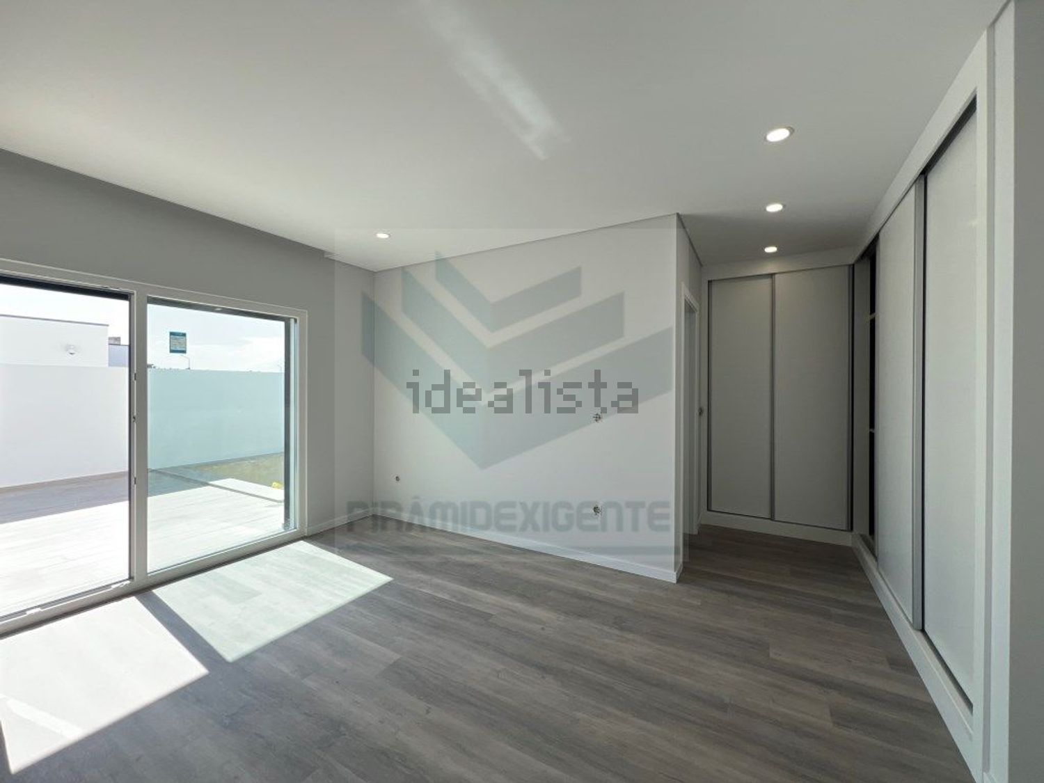 小楼房或独栋别墅出售在Moita - 居住