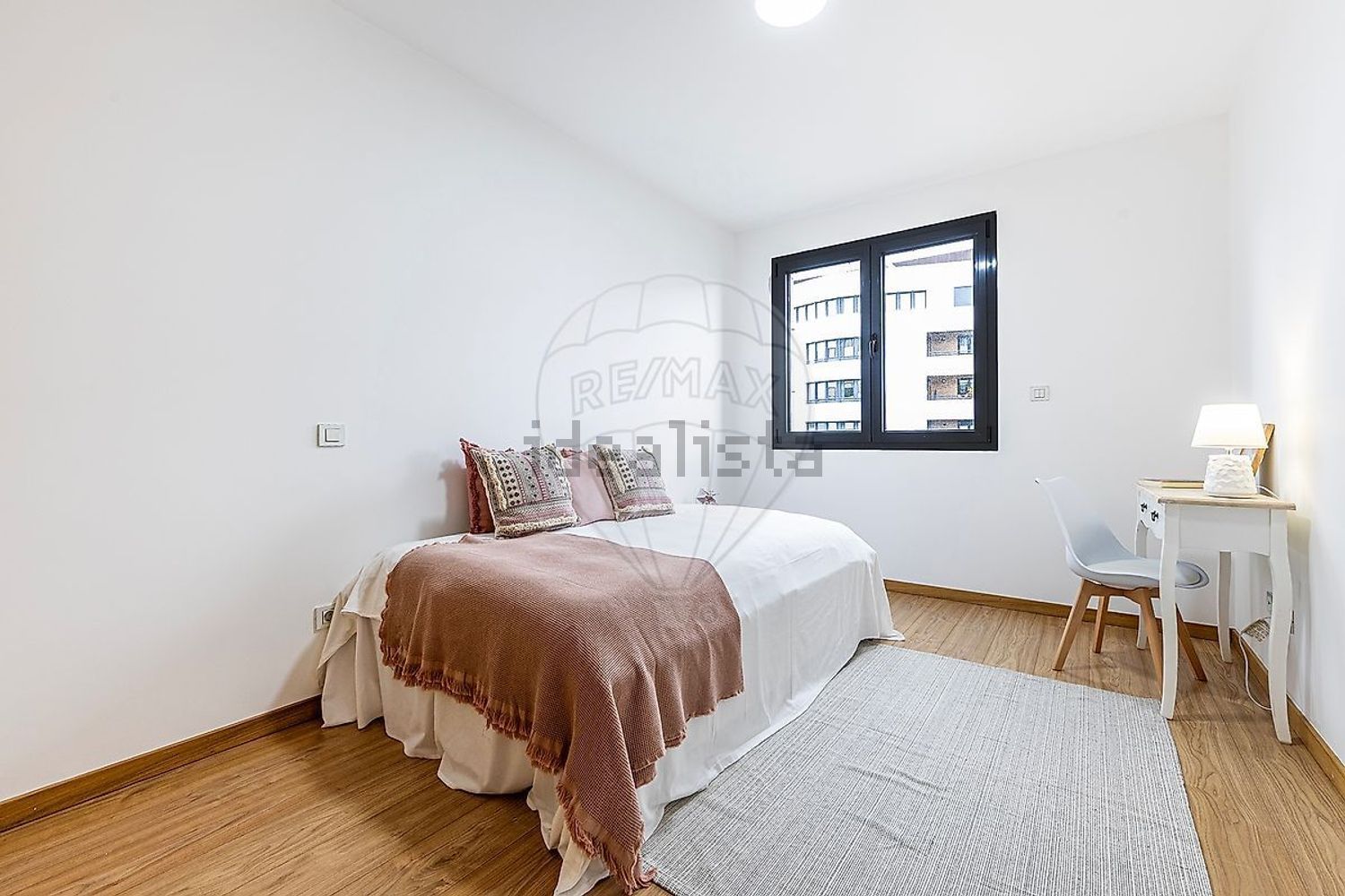 公寓 t3出售在Avenida Diogo Cão - 卧室