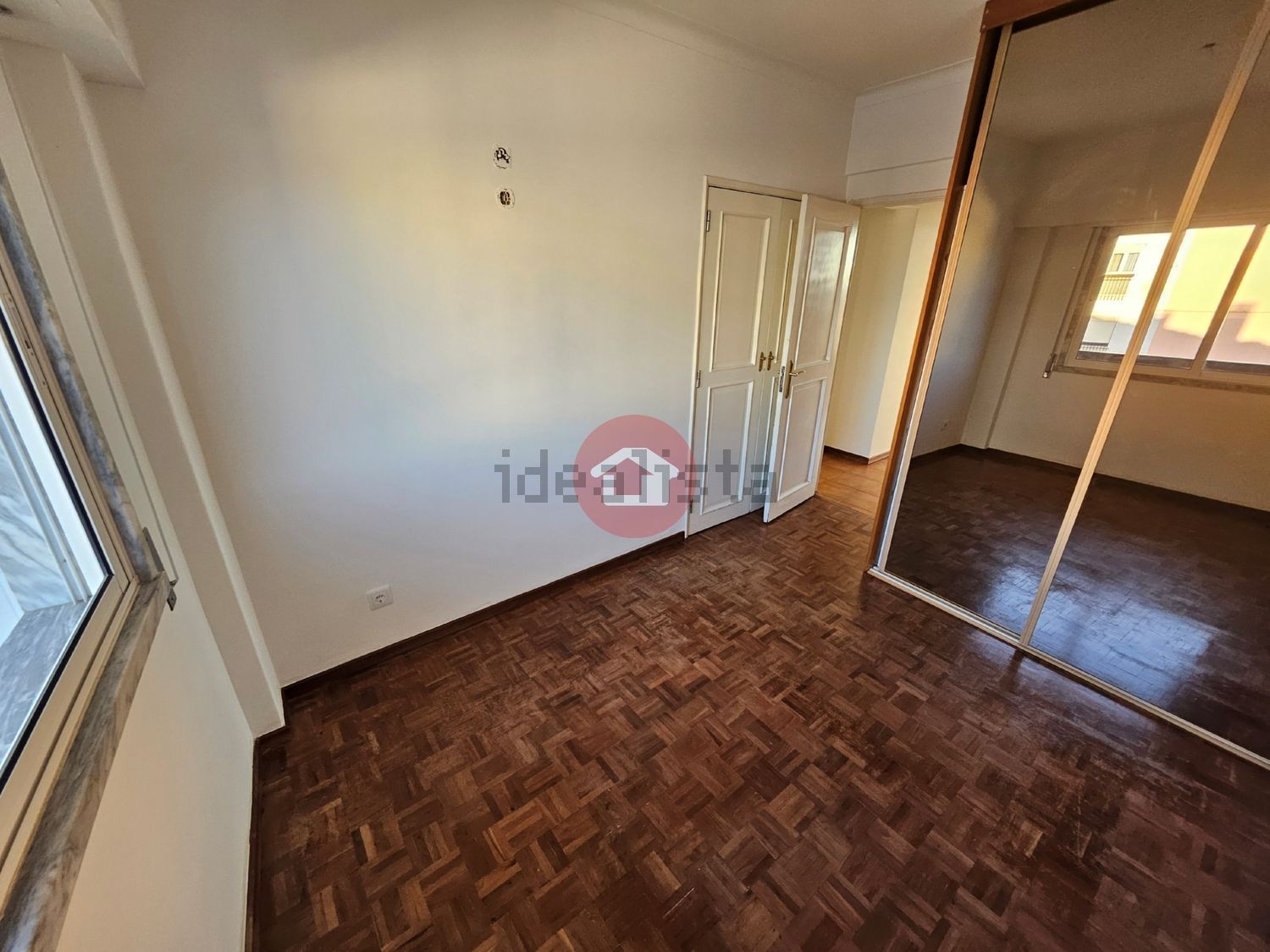 出租公寓 t2在Rua Comércio, 75 - 卧室