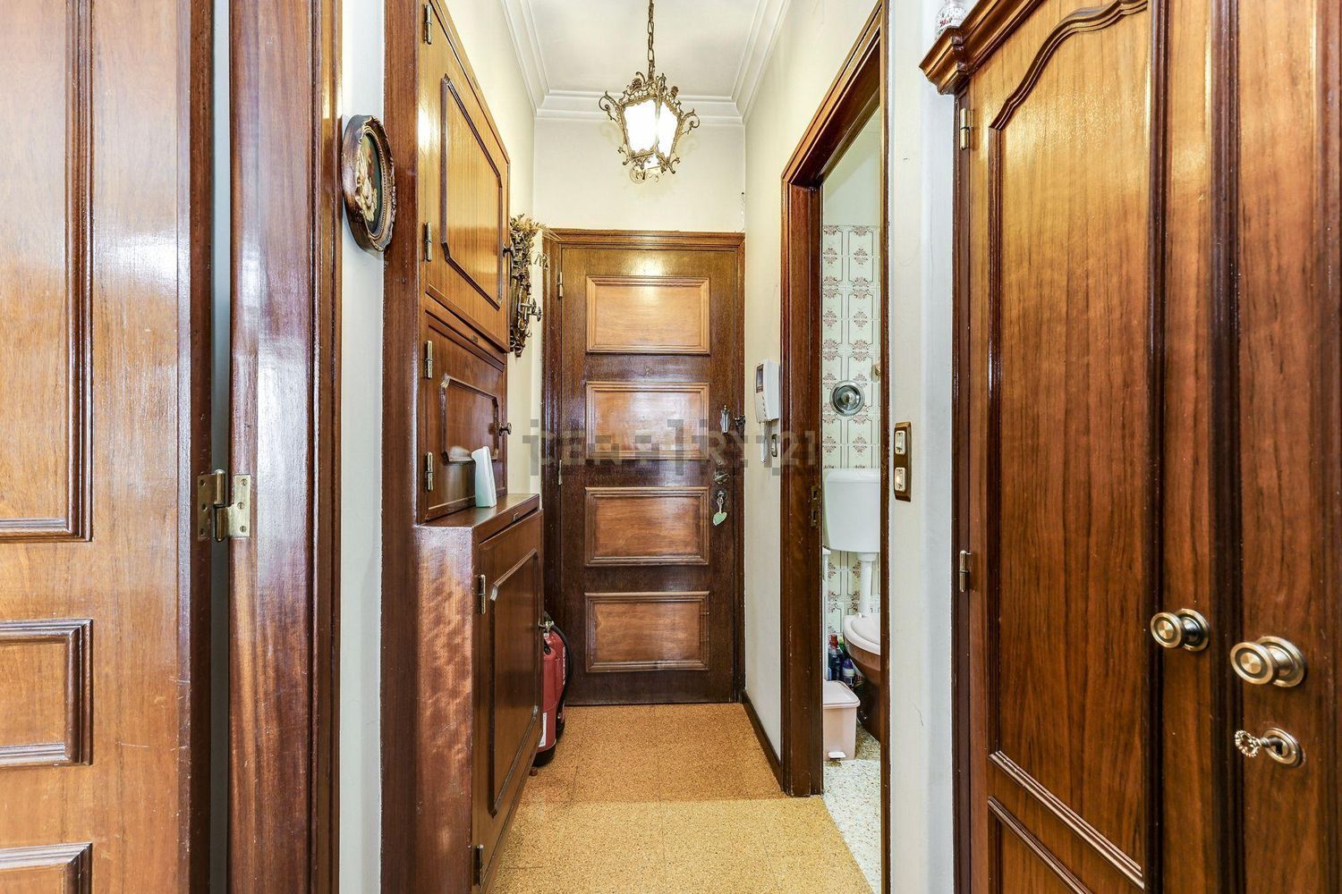 公寓 t1出售在Rua Montepio Geral s/n - 过道