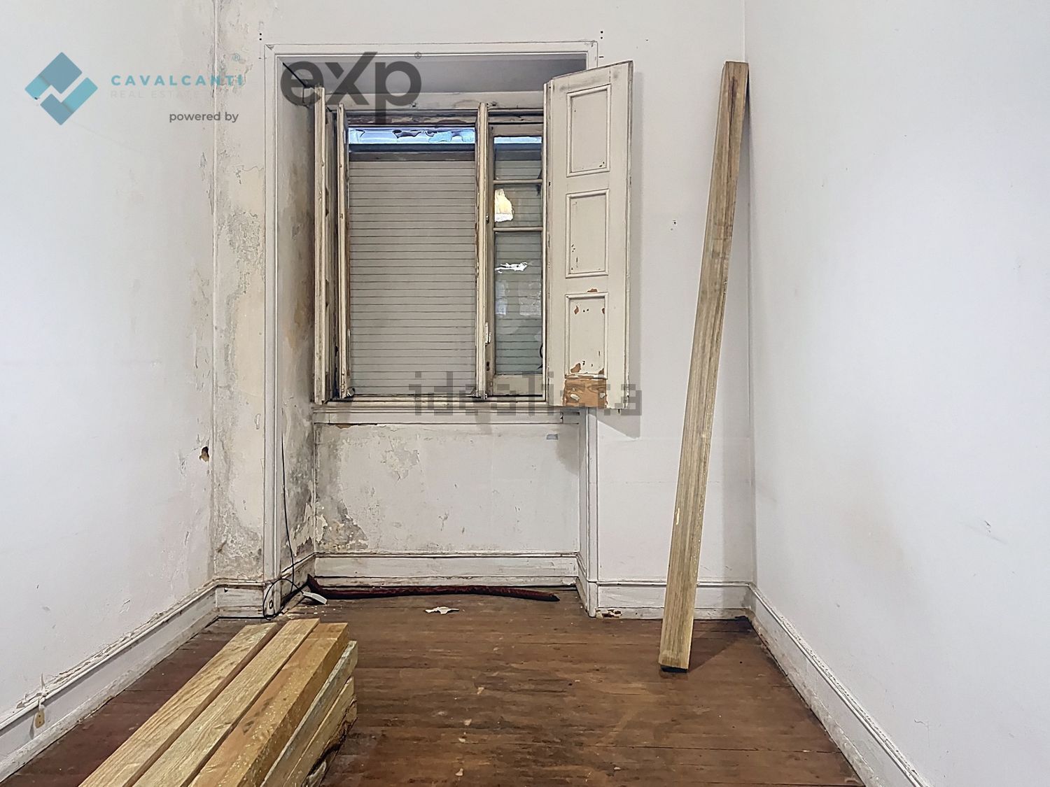 公寓 t3出售在Rua Barão de Sabrosa s/n - 照片