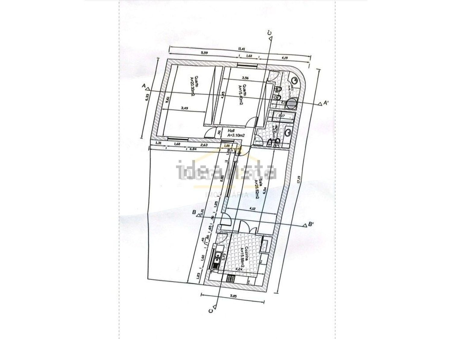 小楼房或独栋别墅出售在São Quintino - 平面图