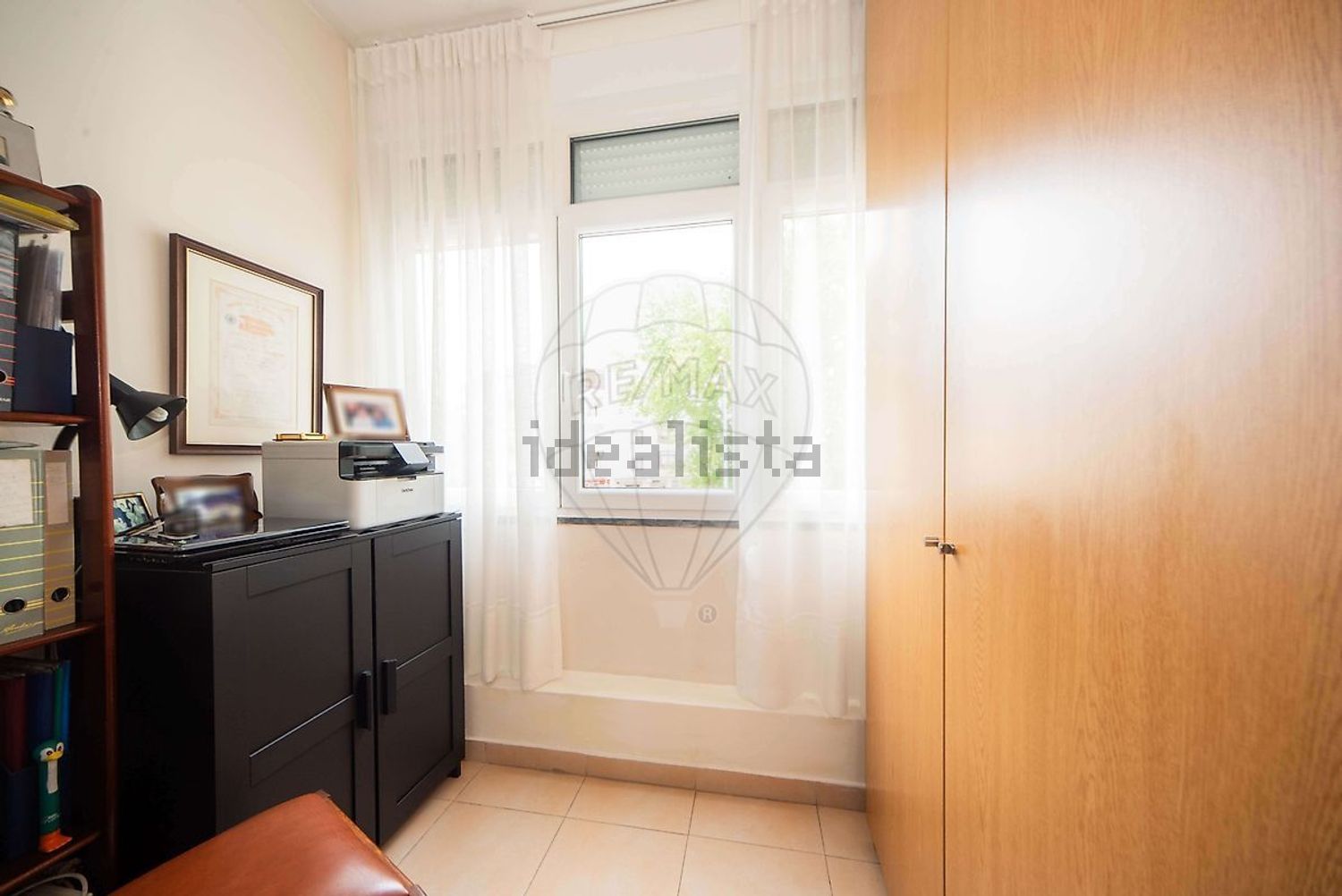 公寓 t2出售在Praça Professor Egas Moniz - 卧室