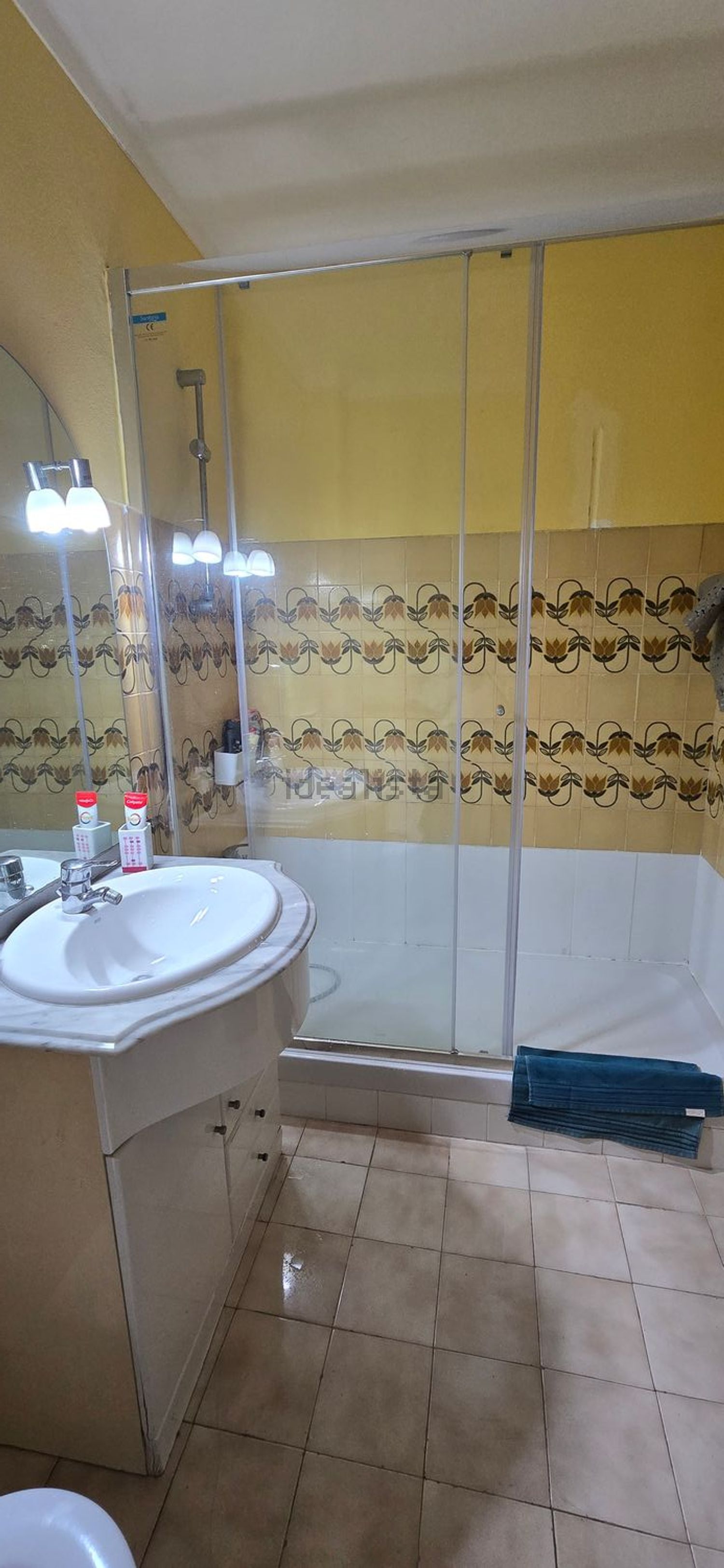 公寓 t2出售在Rua General Humberto Delgado, 6 - 卫生间