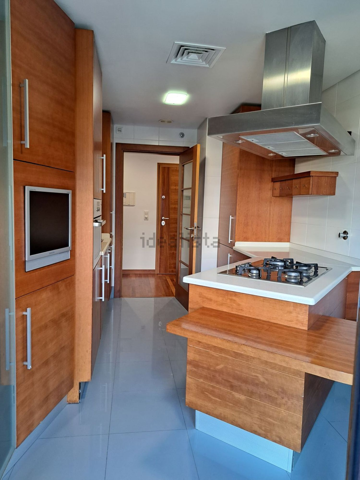 出租公寓 t2在Rua Marechal António de Spínola, 5 - 厨房