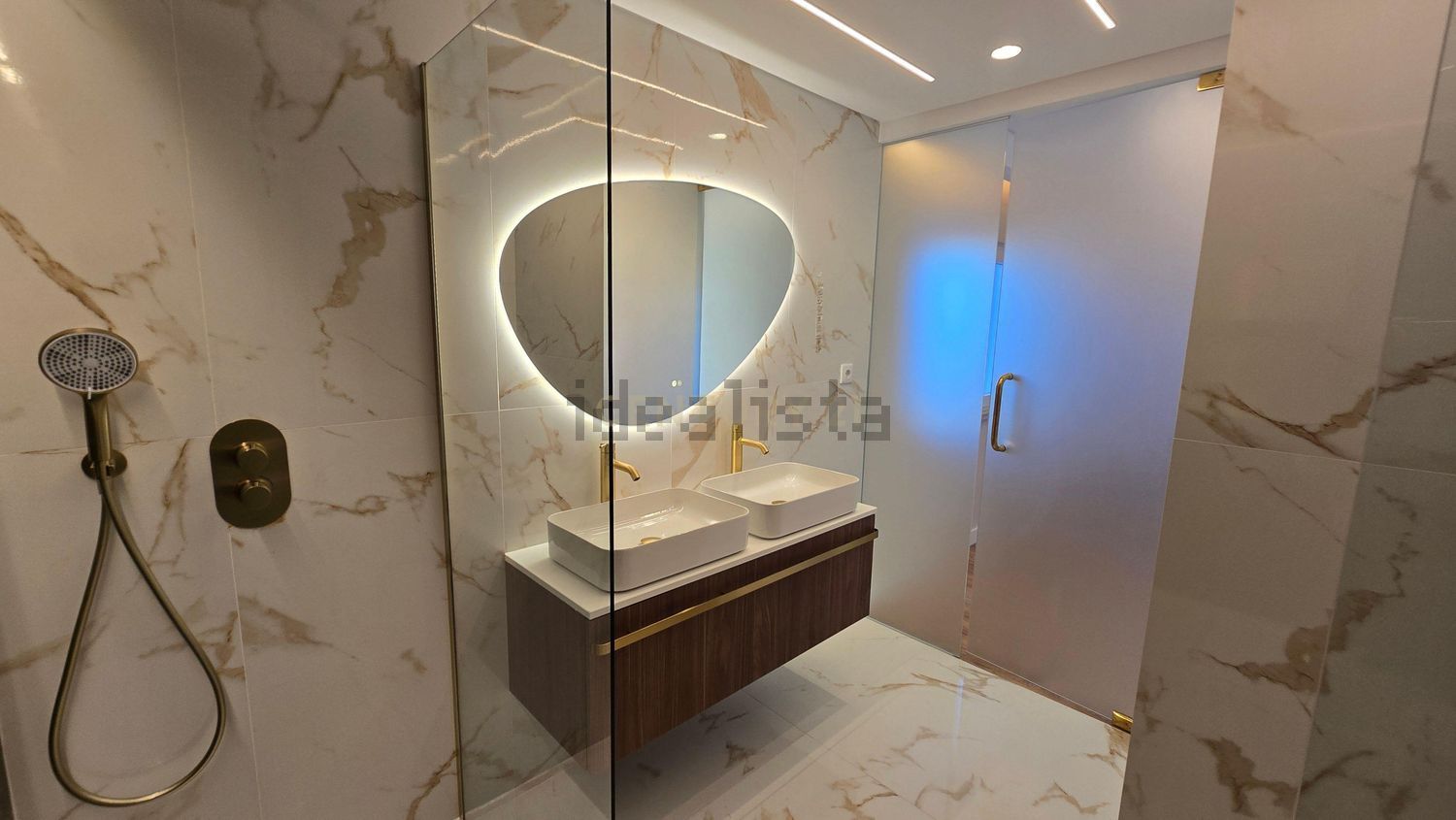 复式公寓出售在Costa da Guia - 卫生间