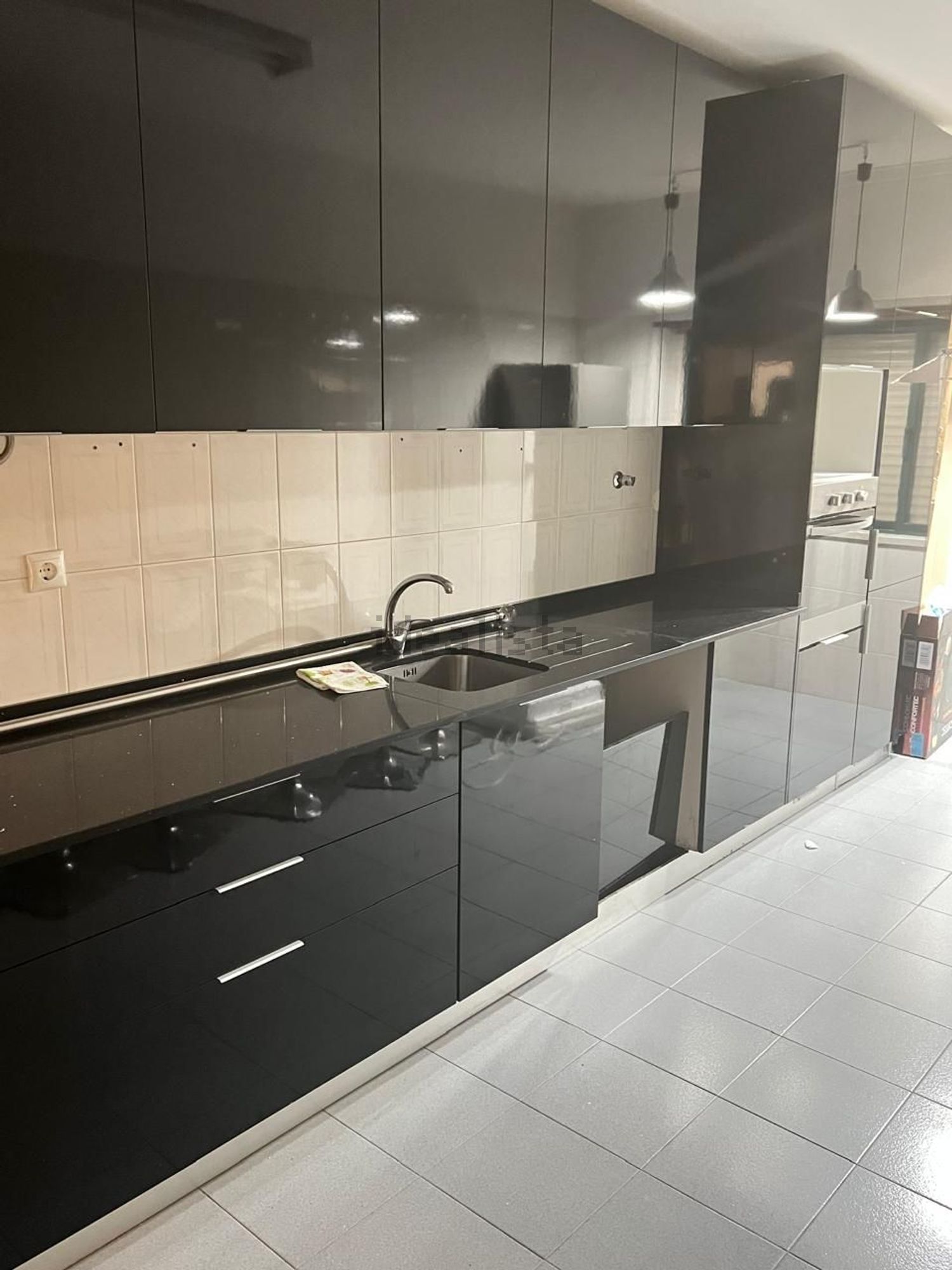 出租公寓 t3在Avenida Professor Doutor Egas Moniz, 8 - 厨房