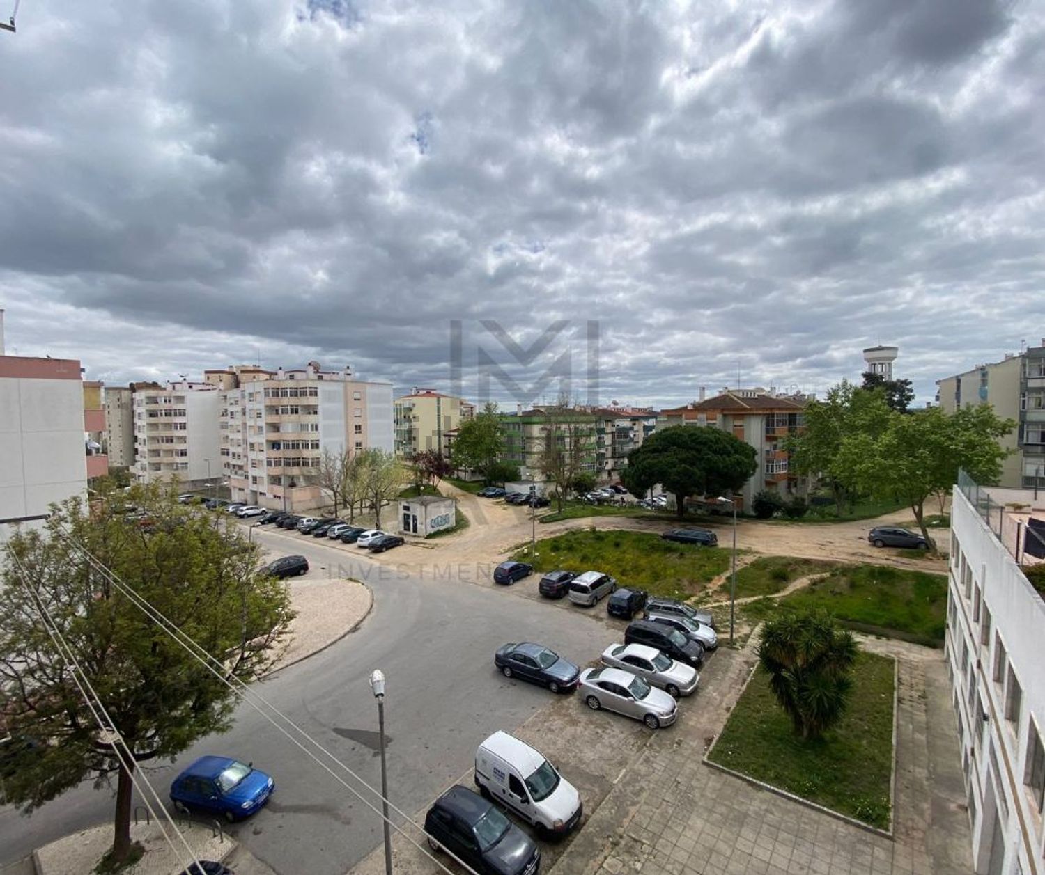 出租顶层公寓在Avenida Professor Rui Luís Gomes - 视线