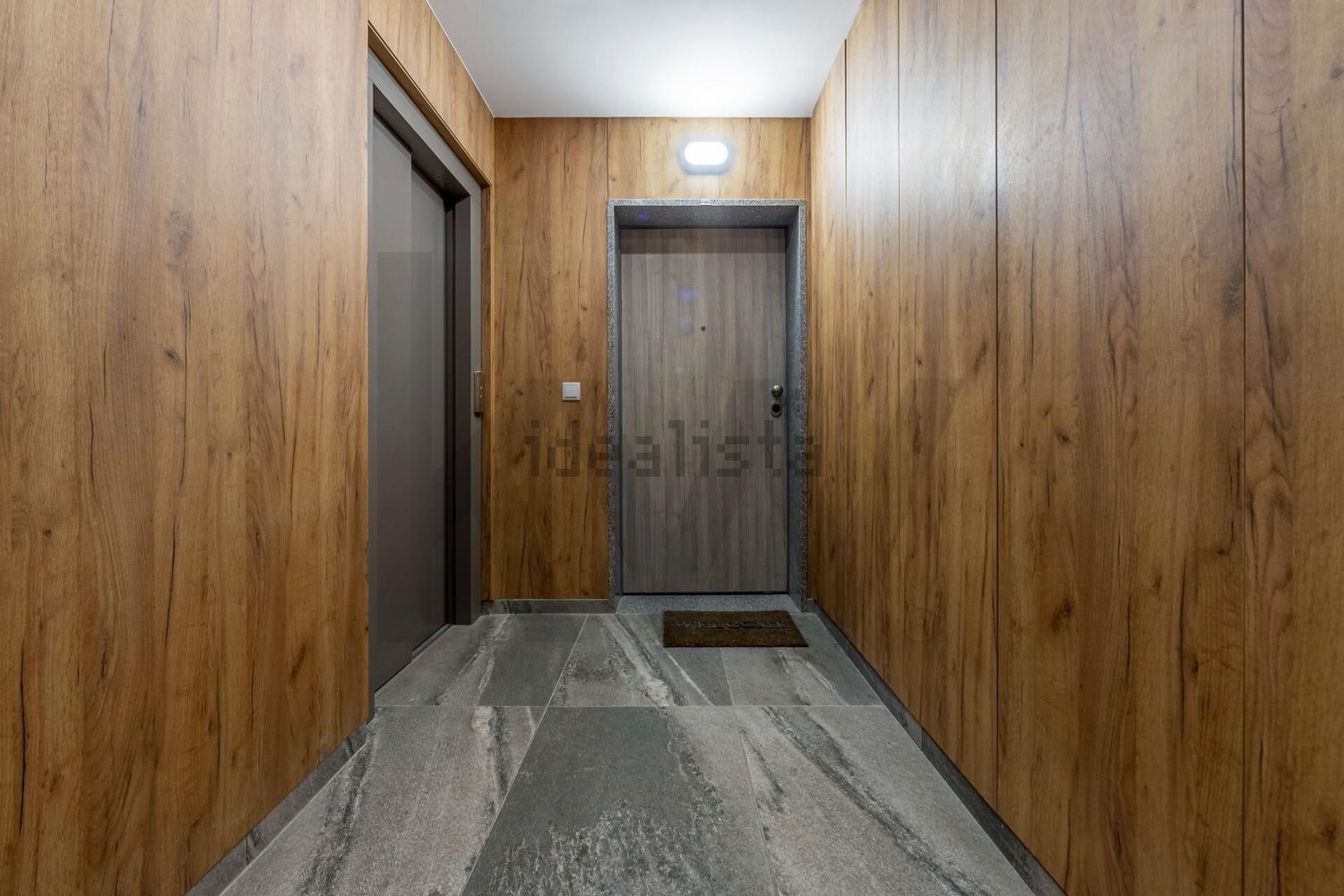 公寓 t3出售在Rua José Régio s/n - 过道