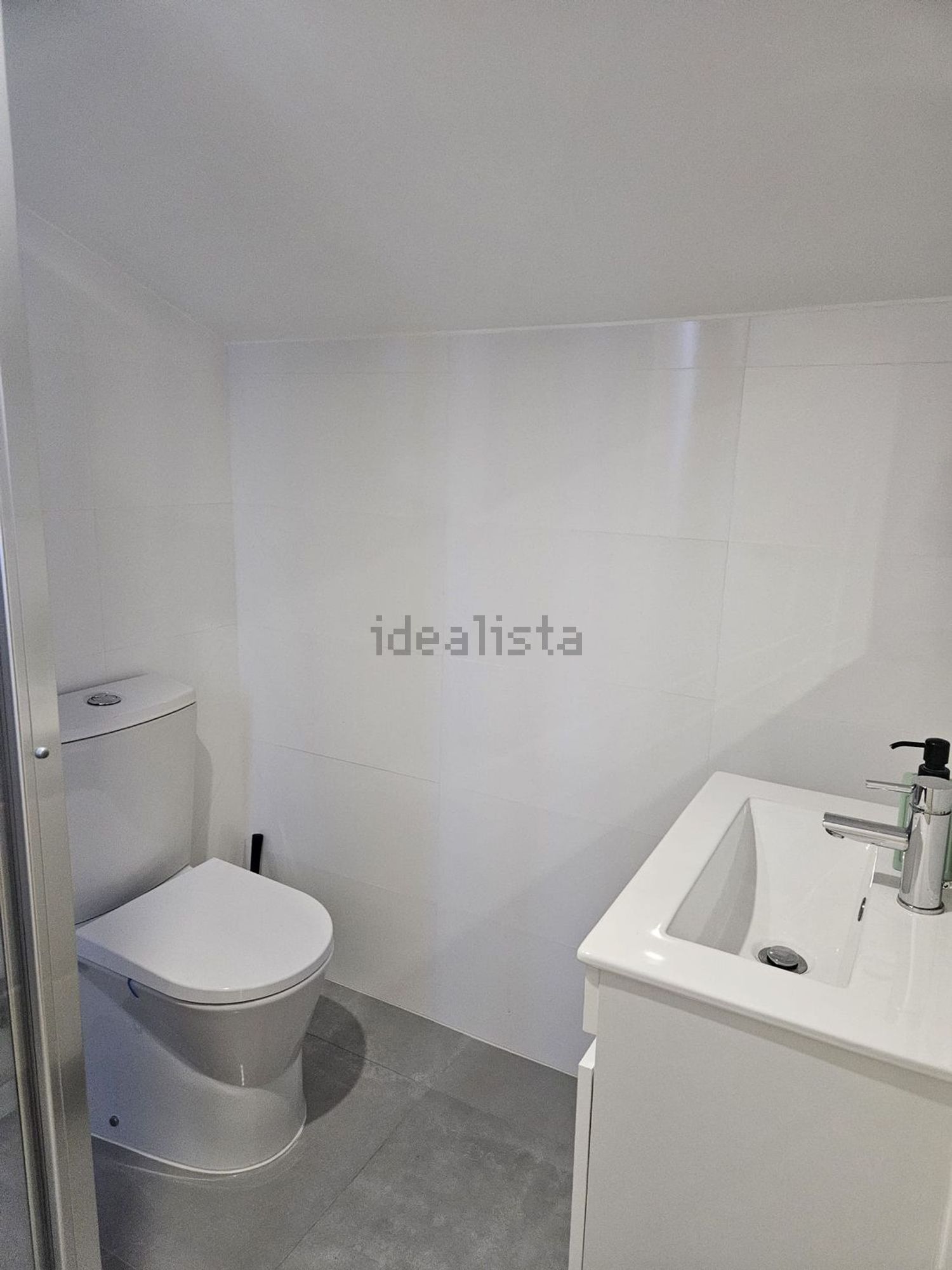 出租房间在Rua Neves Costa, 15 - 卫生间