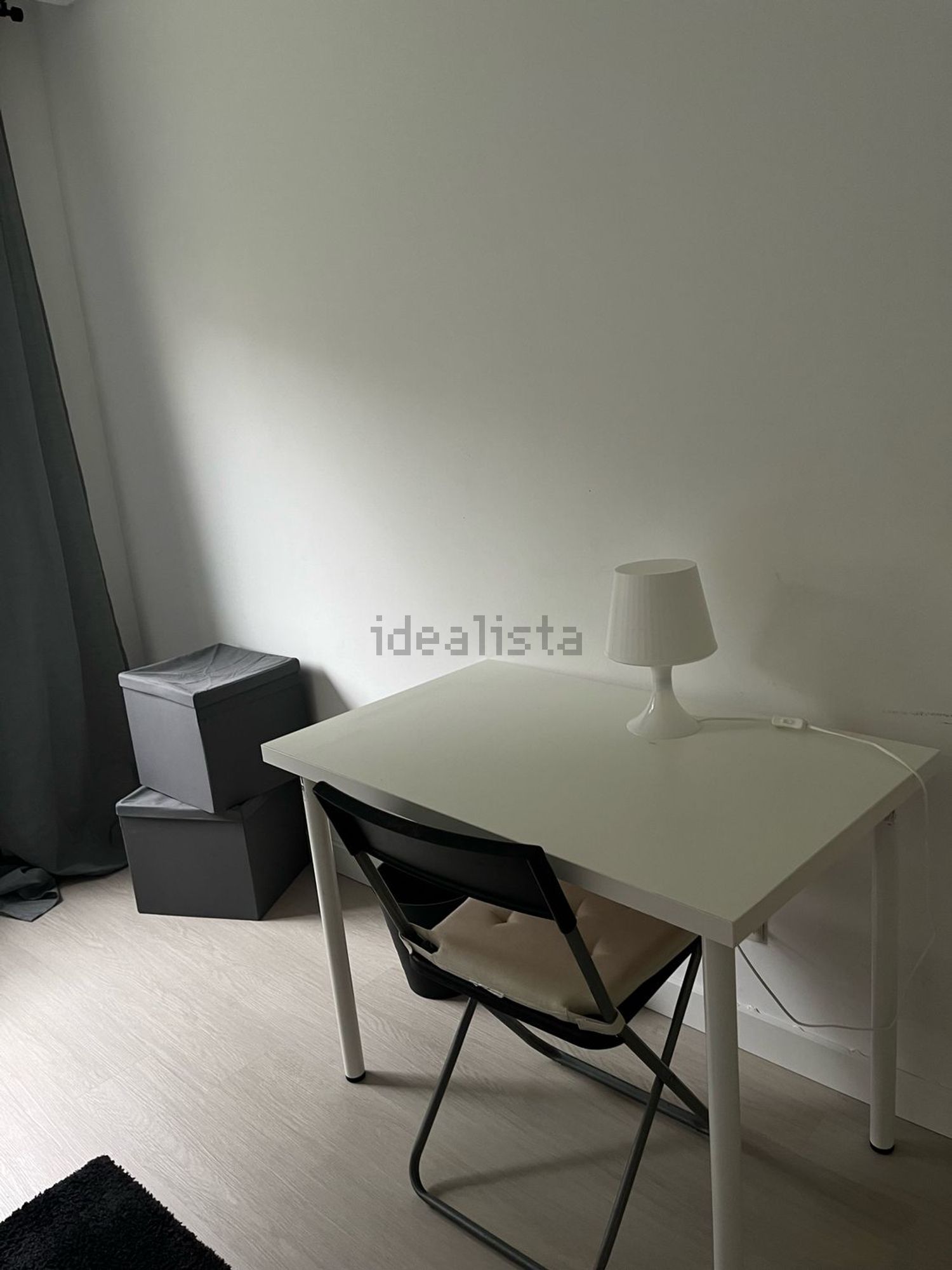 出租房间在Rua Simão da Veiga, 8 - 客厅