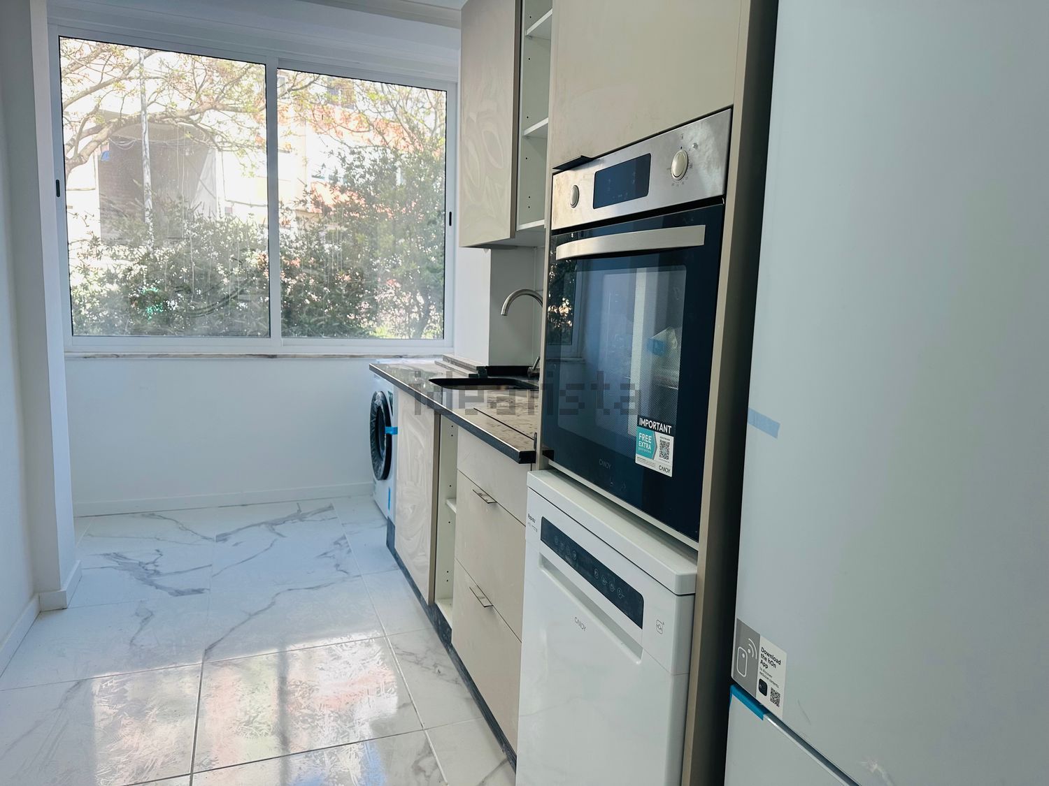 公寓 t3出售在Avenida Comandante Luís António da Silva - 厨房