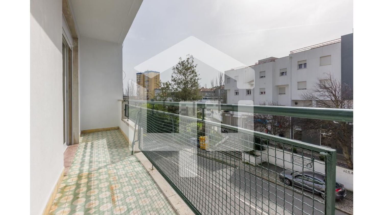 公寓 t2出售在Rua General Humberto Delgado s/n - 阳台