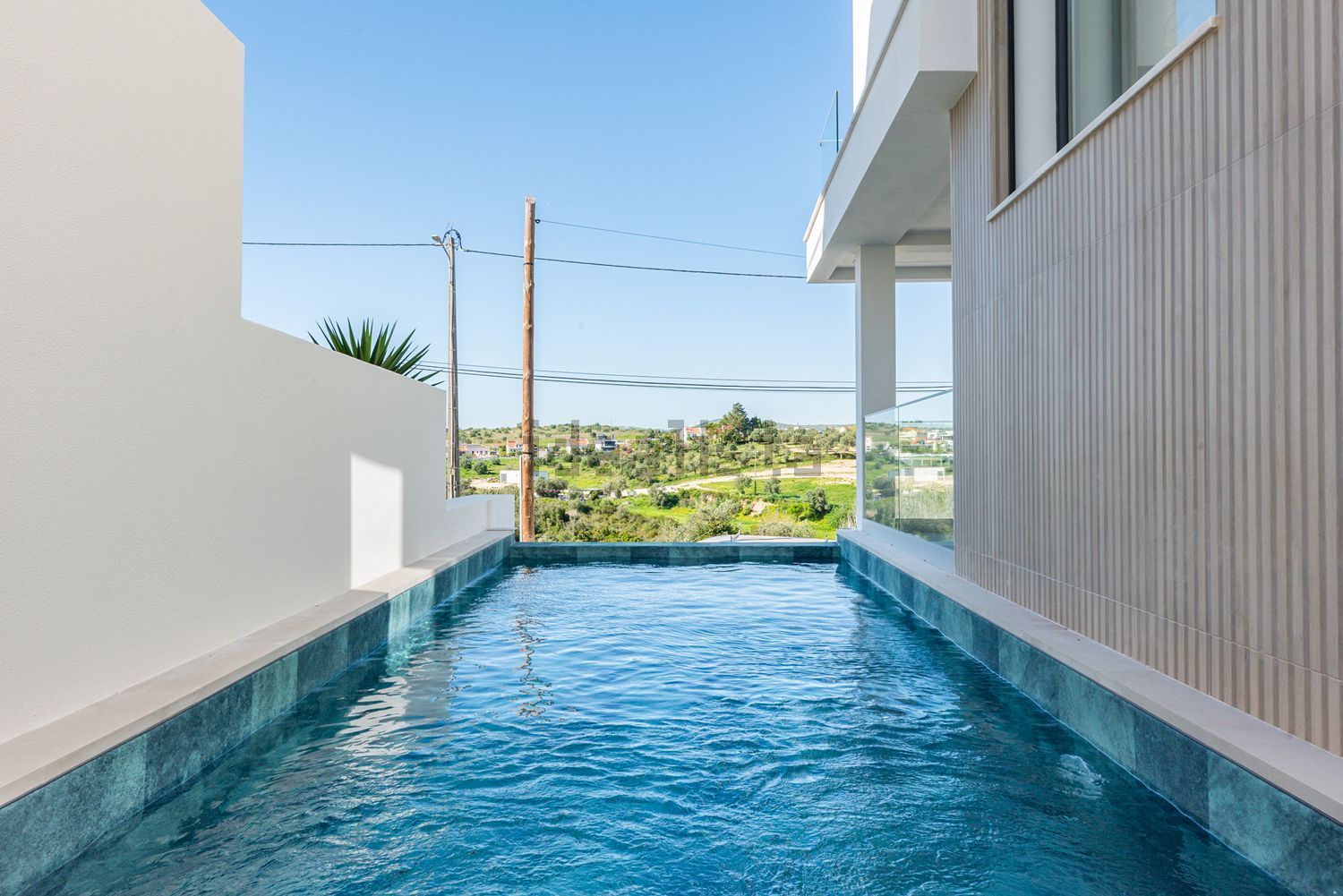 小楼房或独栋别墅出售在Santa Iria de Azoia - São João da Talha - Bobadela - 游泳池