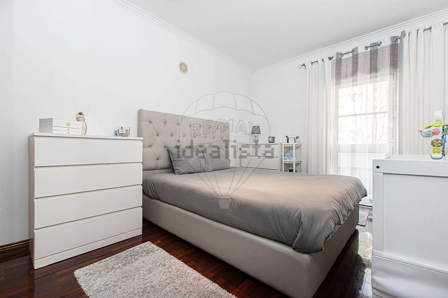 公寓 t2出售在Praceta Infante Dom Henriques - 卧室