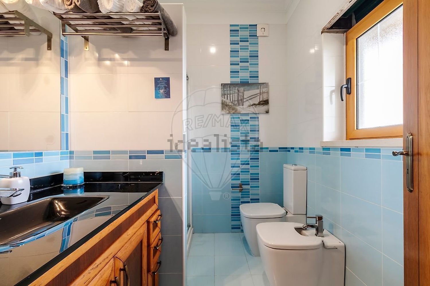 小楼房或独栋别墅出售在Estrada de Paços - 卫生间