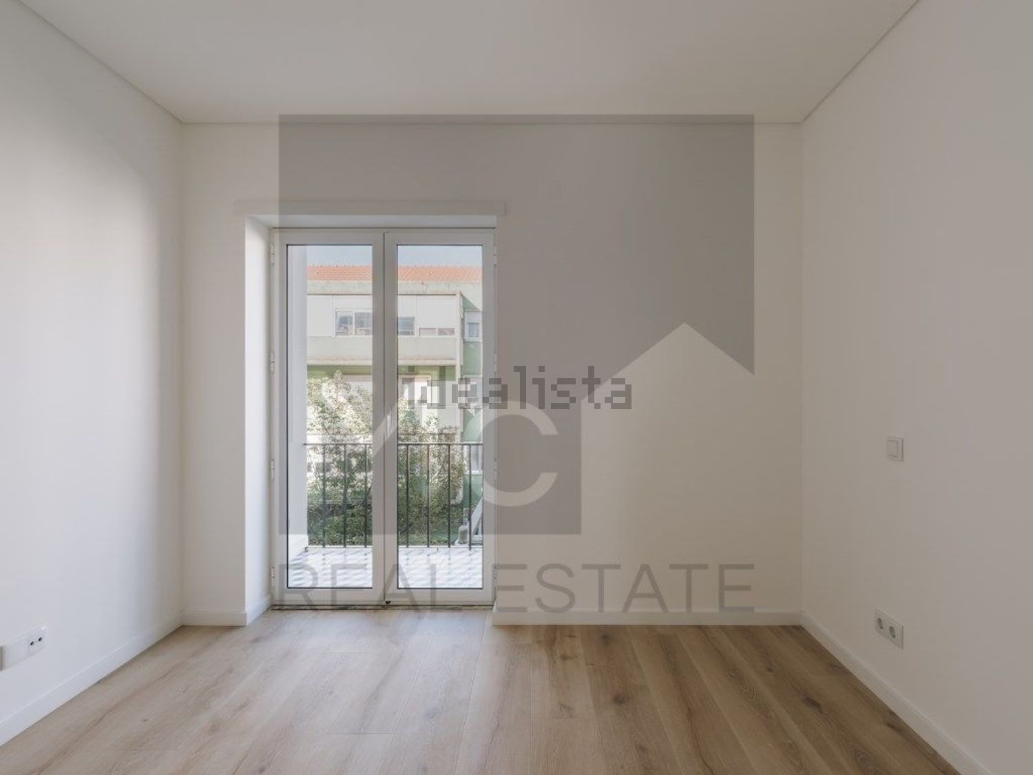 出租公寓 t2在Avenida General Roçadas, 70 C - 卧室