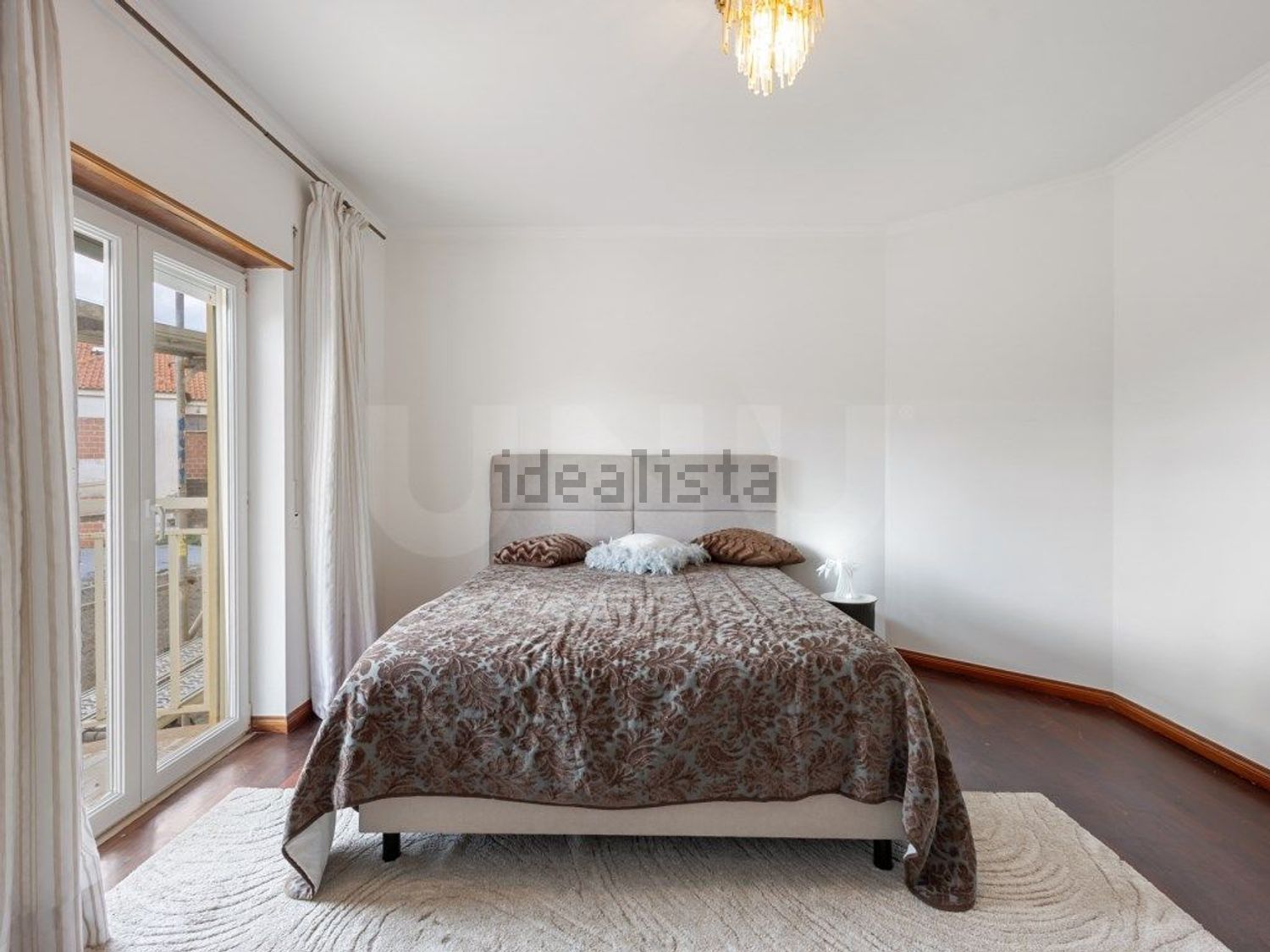 小楼房或独栋别墅出售在Rua José Joaquim de Miranda - 卧室