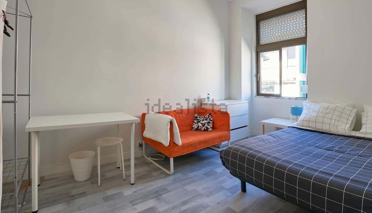 出租房间在Rua Barão de Sabrosa s/n - 客厅