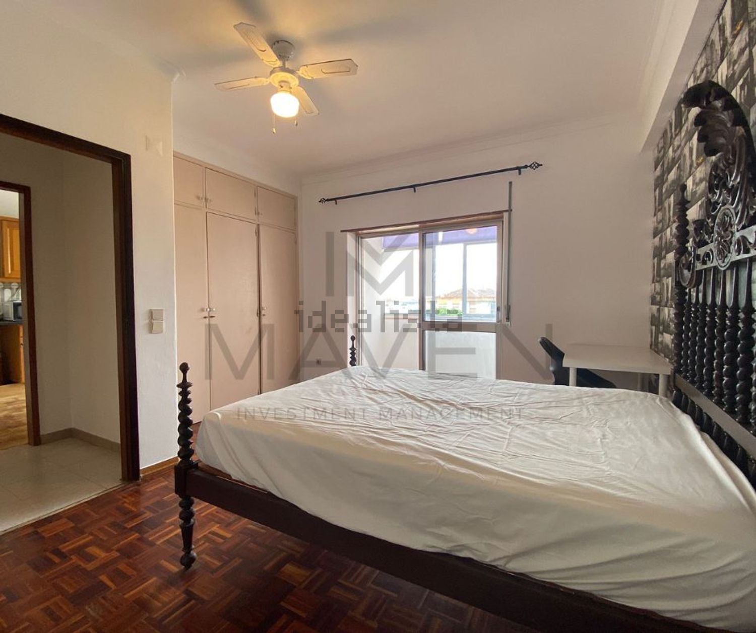 出租顶层公寓在Avenida Professor Rui Luís Gomes - 卧室