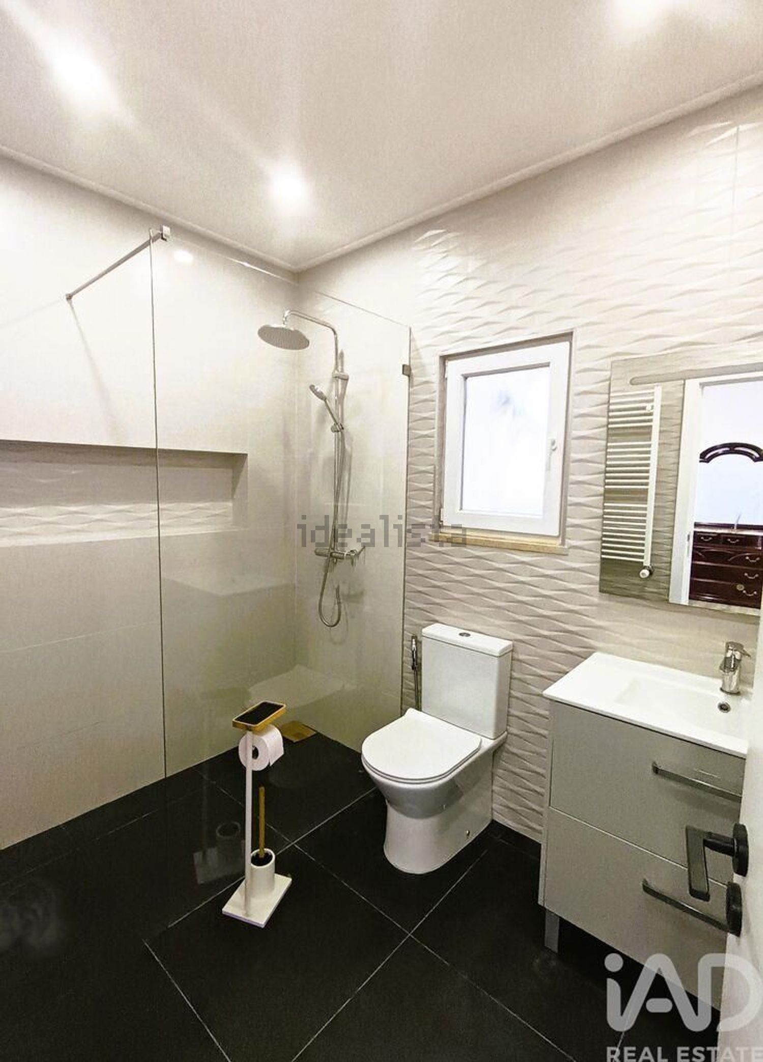 小楼房或独栋别墅出售在Castanheira do Ribatejo e Cachoeiras - 卫生间