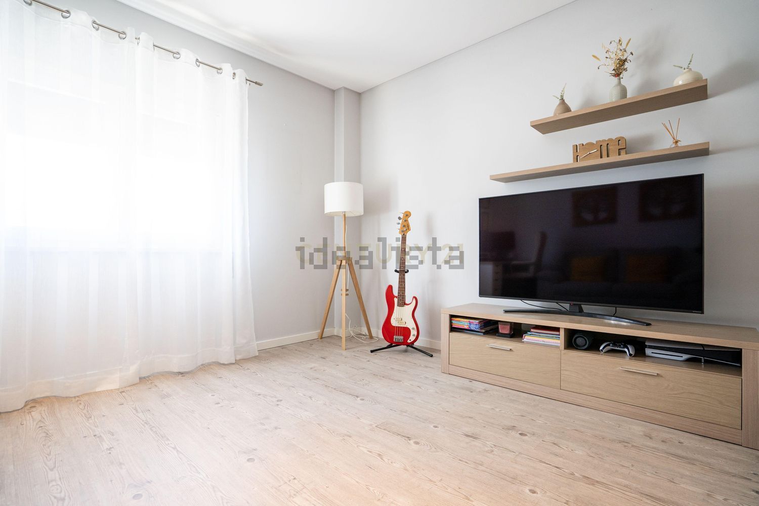 公寓 t2出售在Avenida dos Ferroviários - 客厅