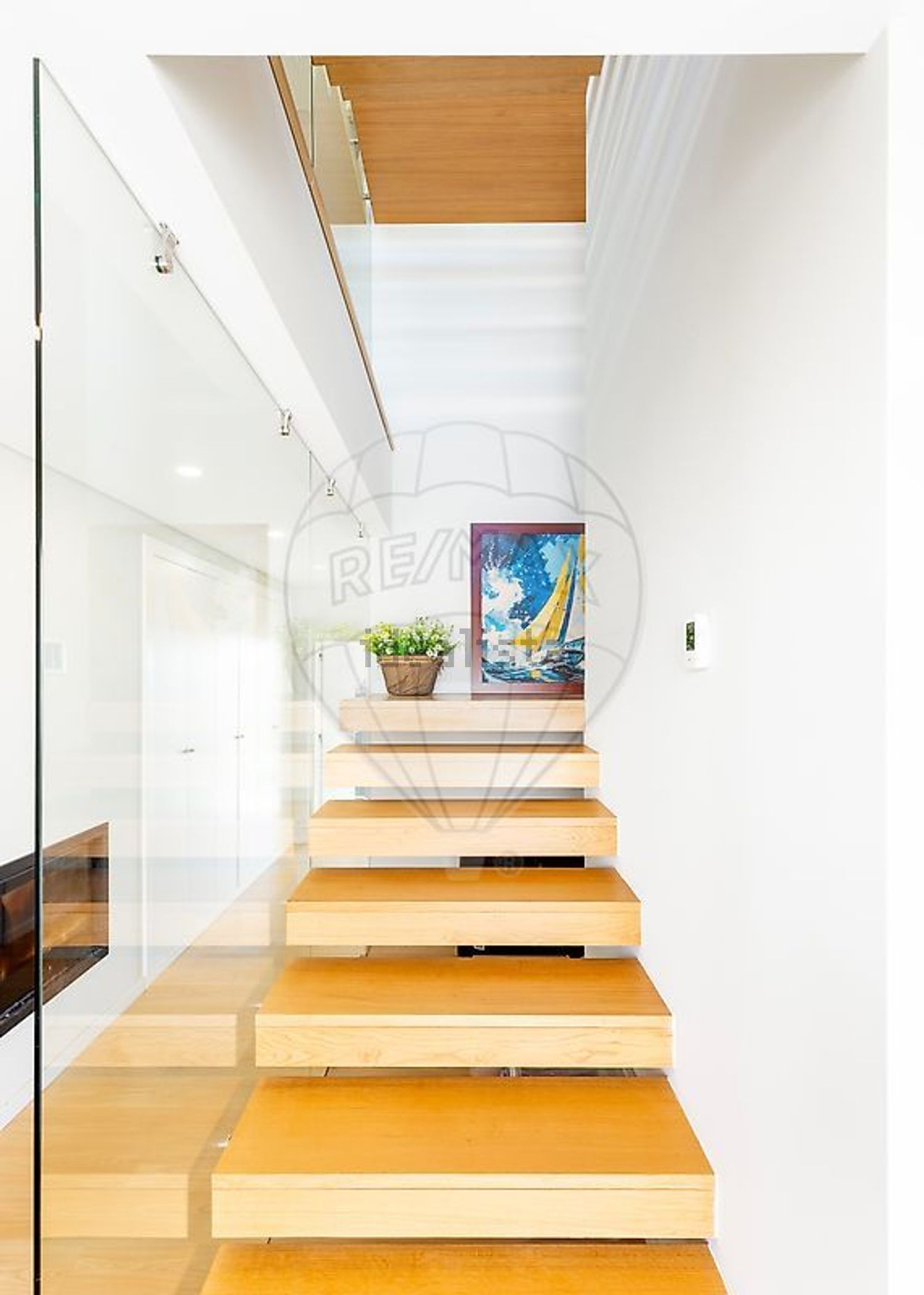 小楼房或独栋别墅出售在Rua e - 详情