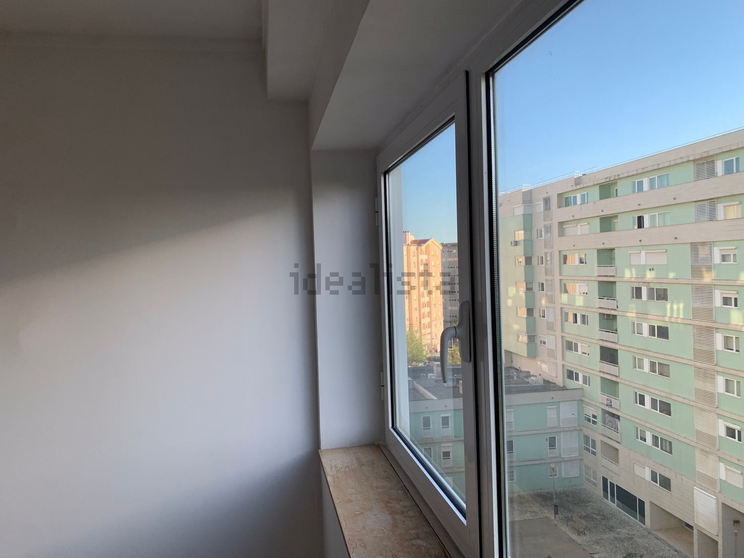 出租公寓 t3在Rua Maria de Lourdes Pintassilgo - 客厅