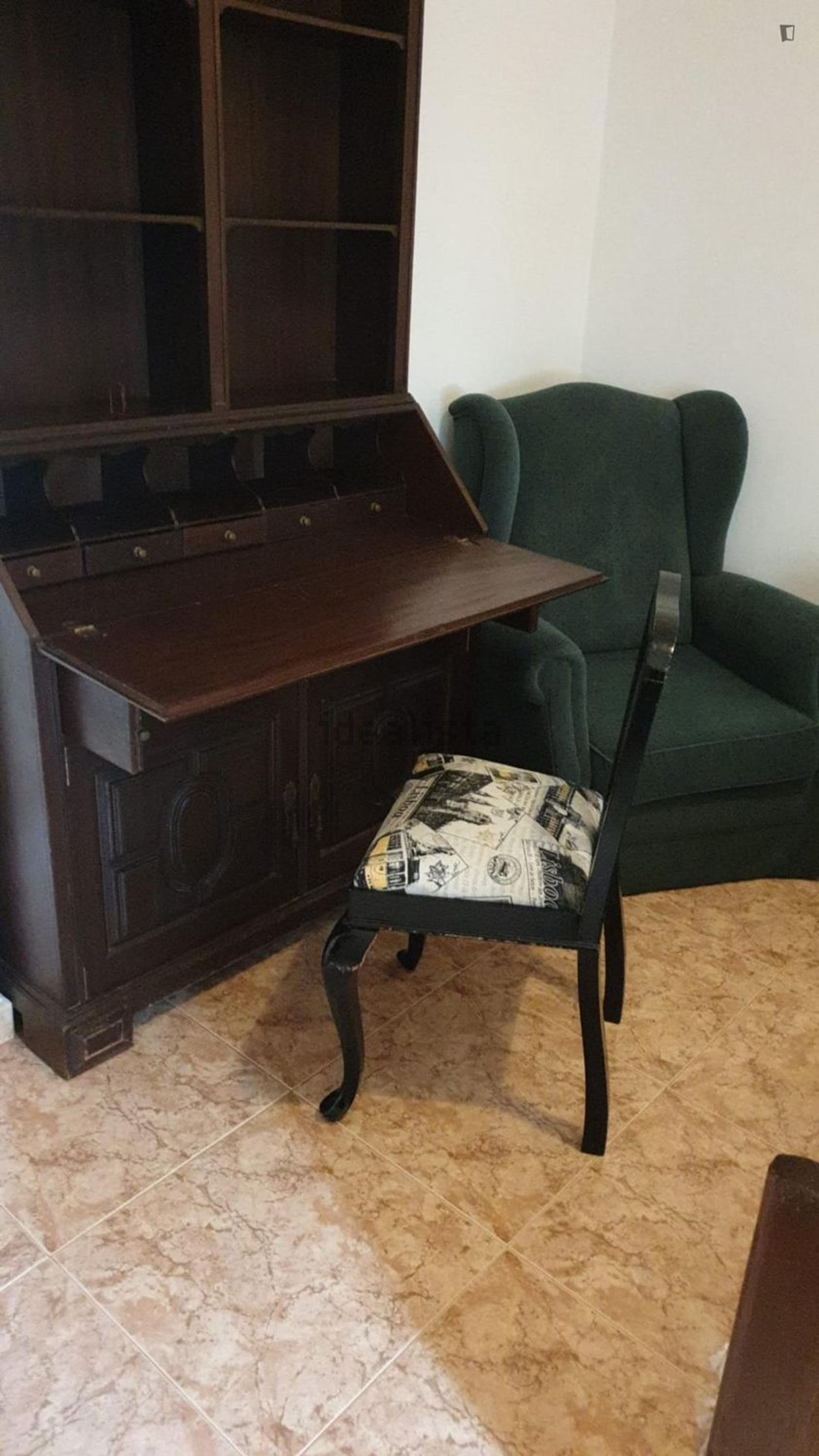 出租房间在Rua João Pinto Ribeiro - 客厅