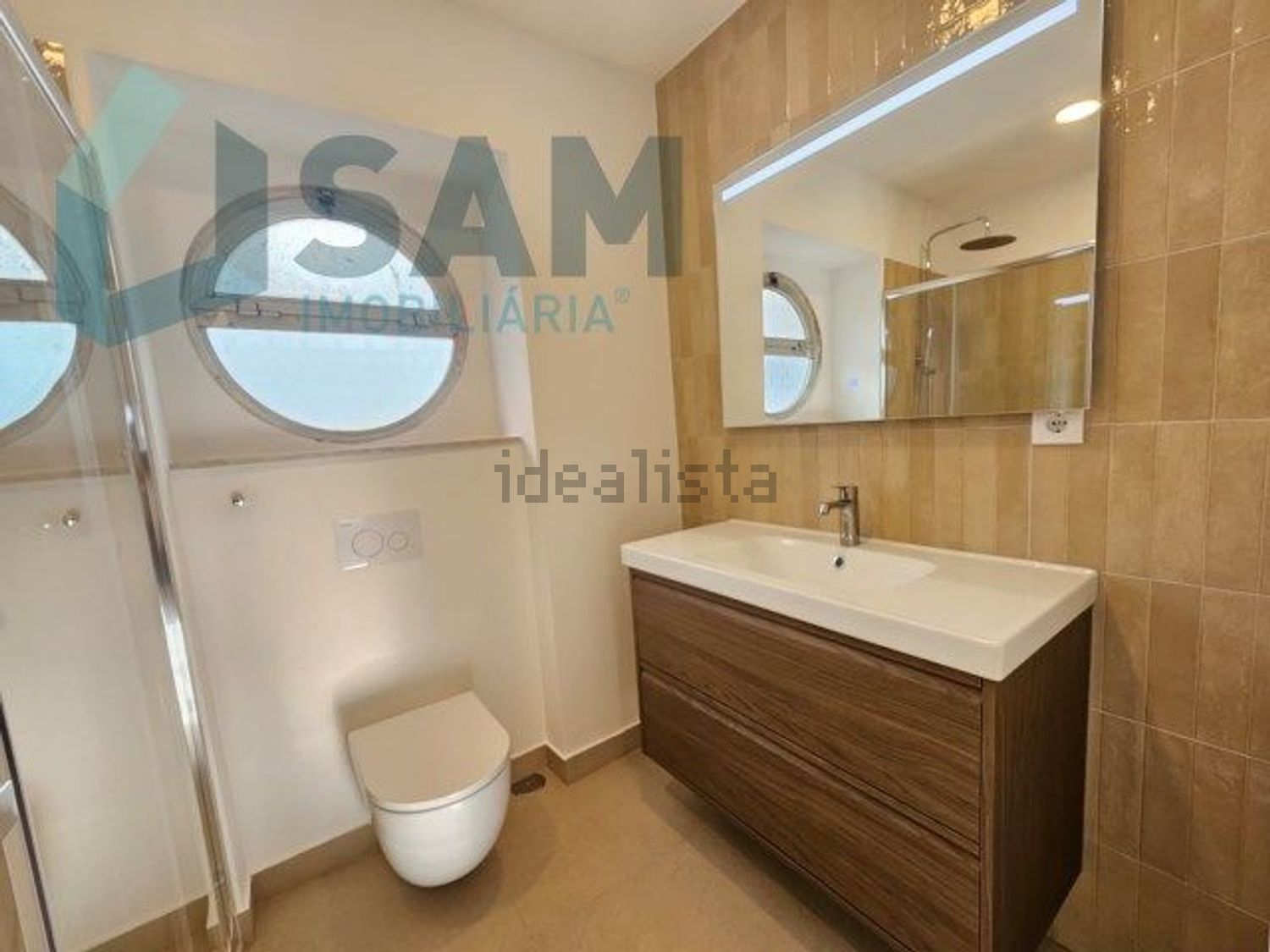 公寓 t2出售在Rua Luís Gomes - 卫生间