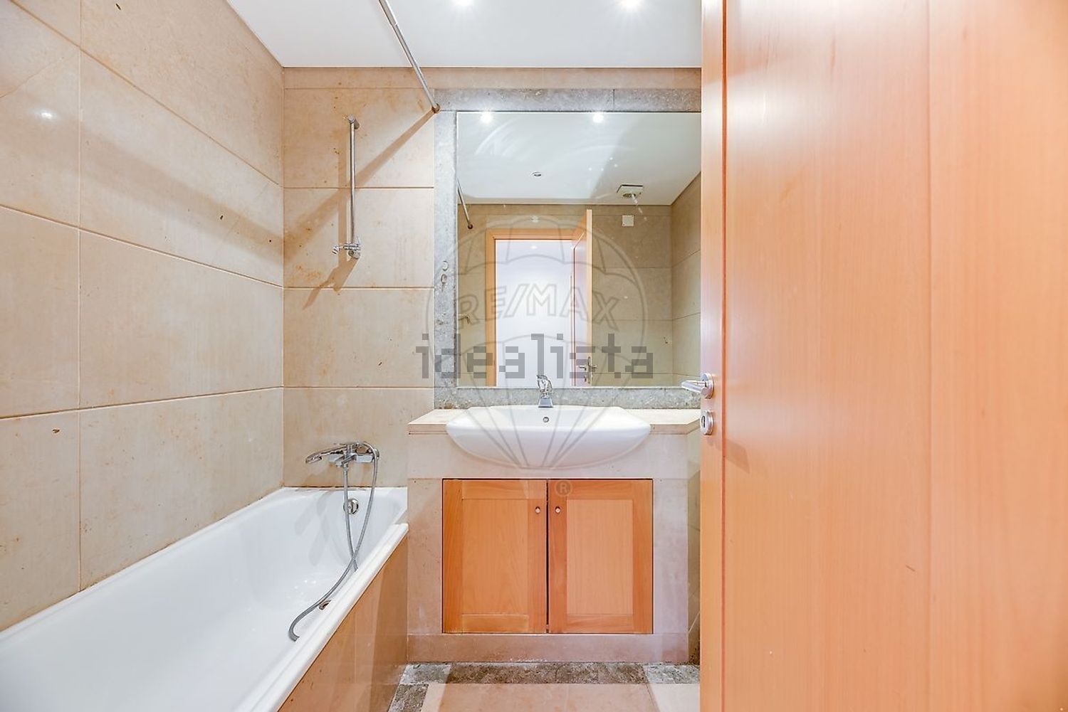 公寓 t3出售在Rua Doutor José da Cunha - 卫生间