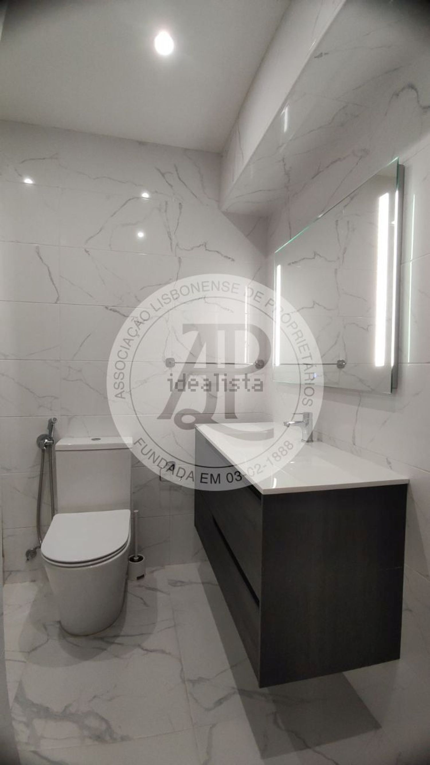 出租公寓 t3在Centro Histórico - Quinta da Luz - 卫生间