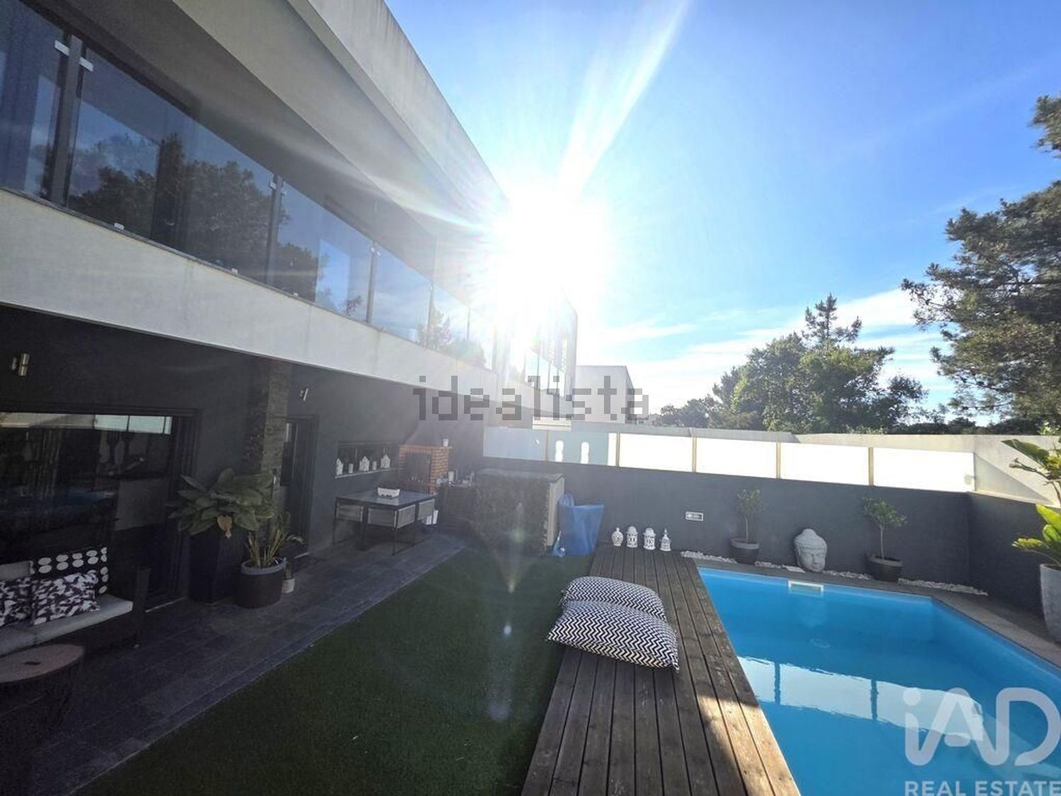 双拼别墅出售在Quintinhas - 游泳池