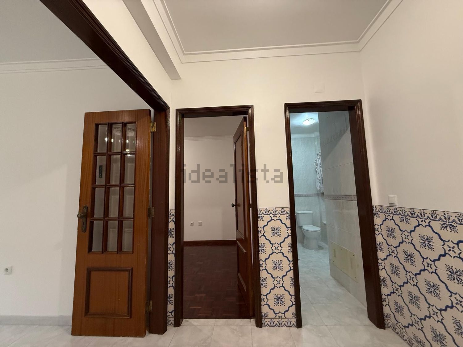 公寓 t3出售在Praça da Restauração, 1 - 前厅