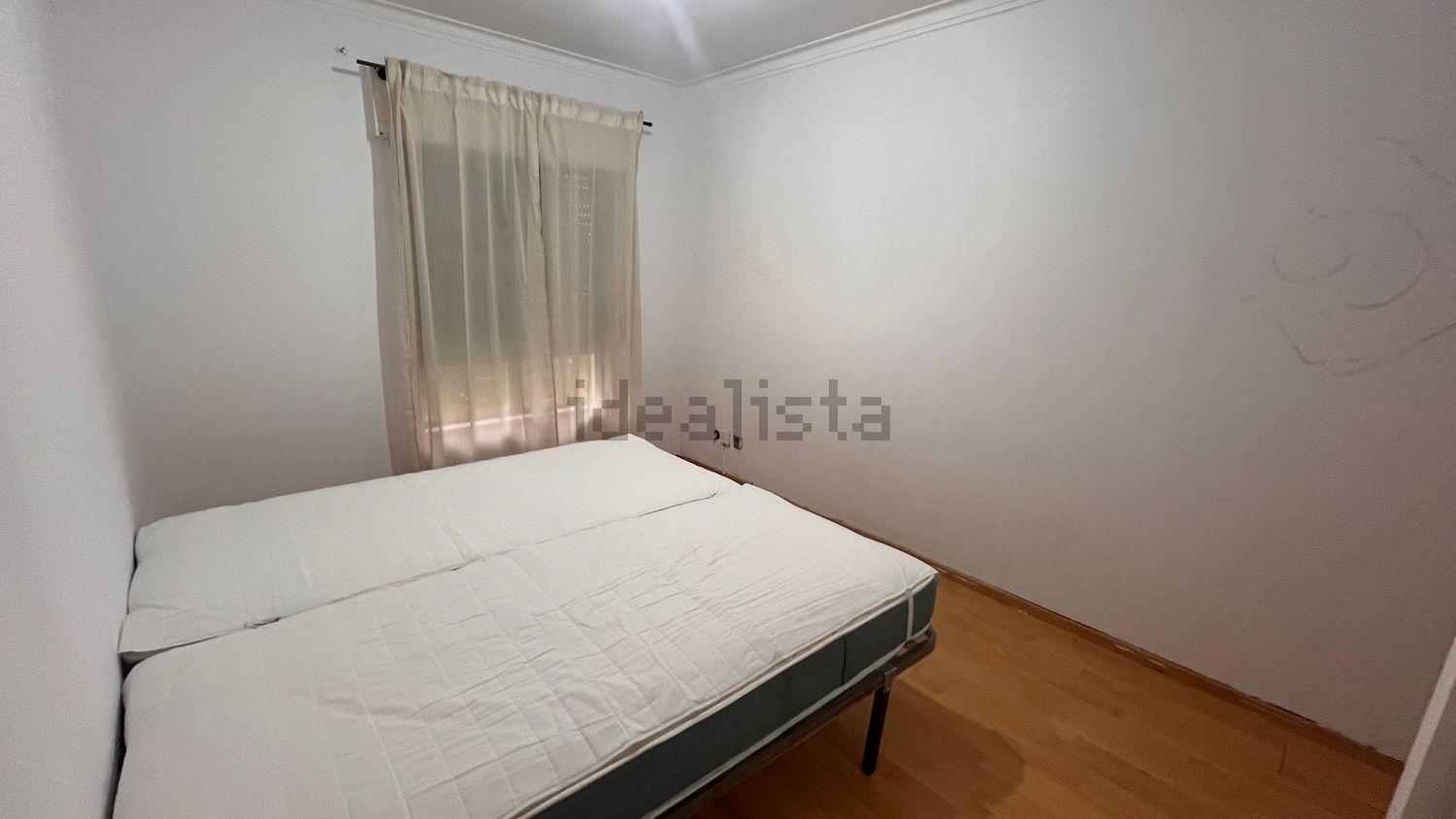 出租房间在Rua da Reserva Botânica, 29 - 卧室