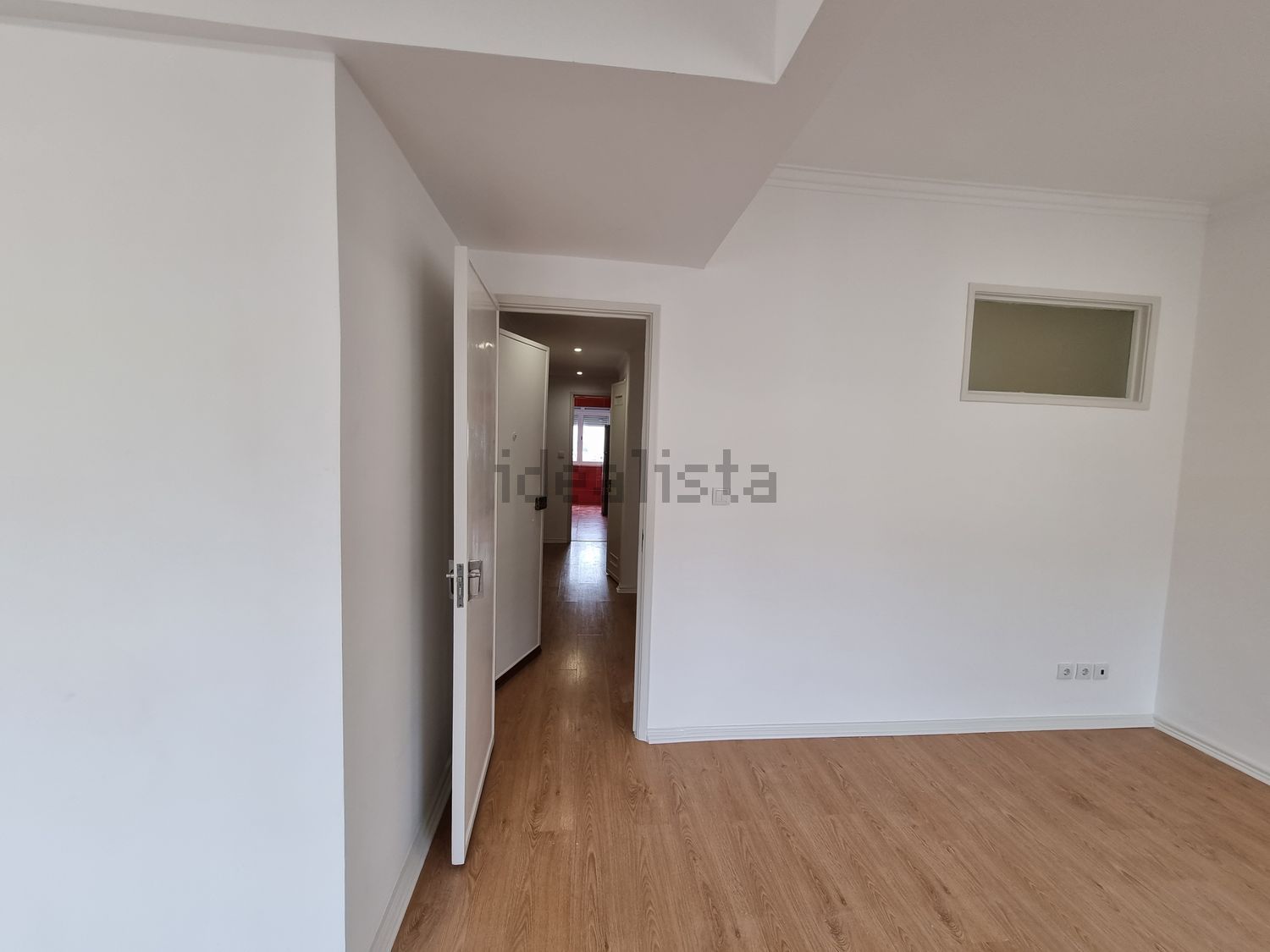 出租公寓 t2在Rua do Vale Formoso de Cima, 103 - 客厅