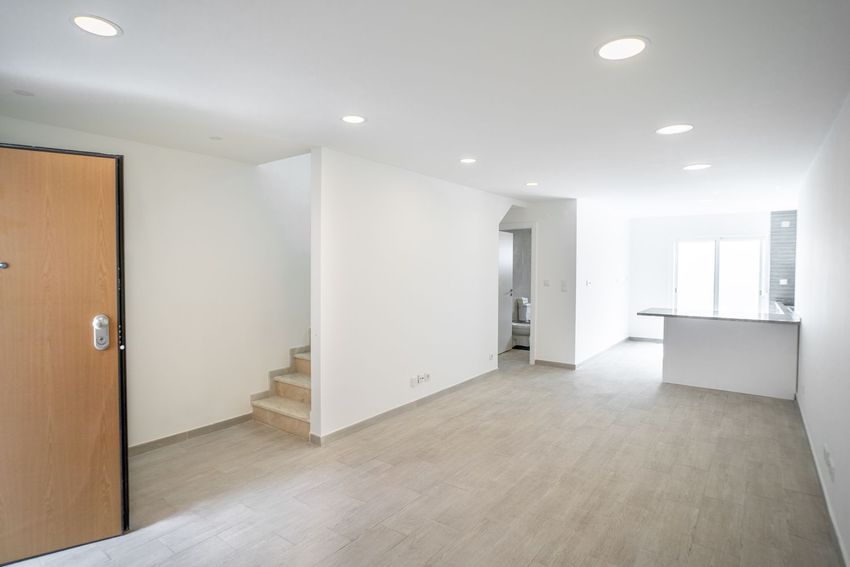 小楼房或独栋别墅出售在Rua David José Chitas, 8