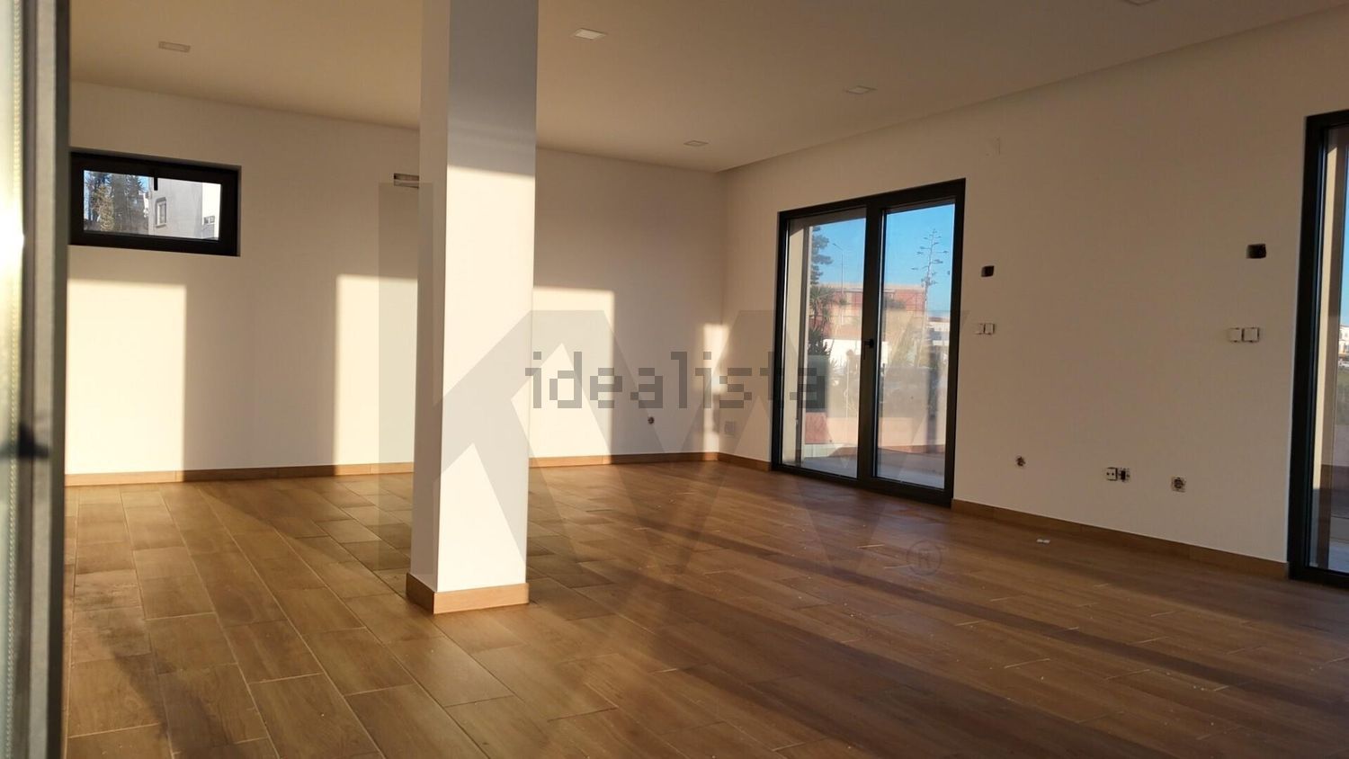 小楼房或独栋别墅出售在Rua das Salemas s/n - 居住