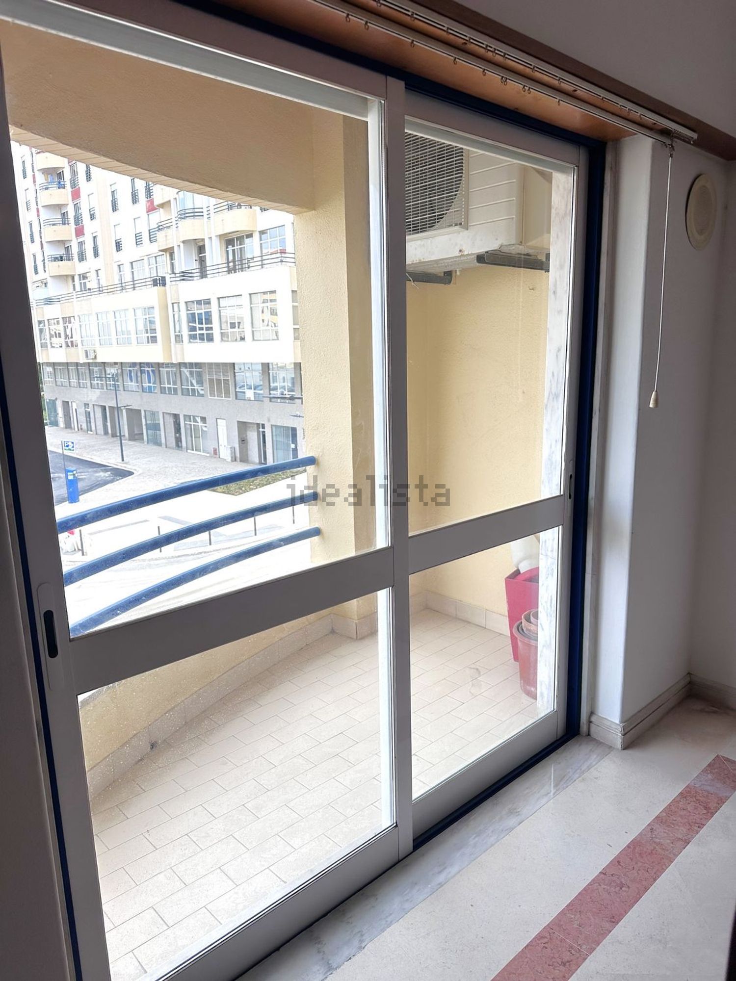 出租公寓 t4在Rua Ventura Abrantes, 7 - 照片