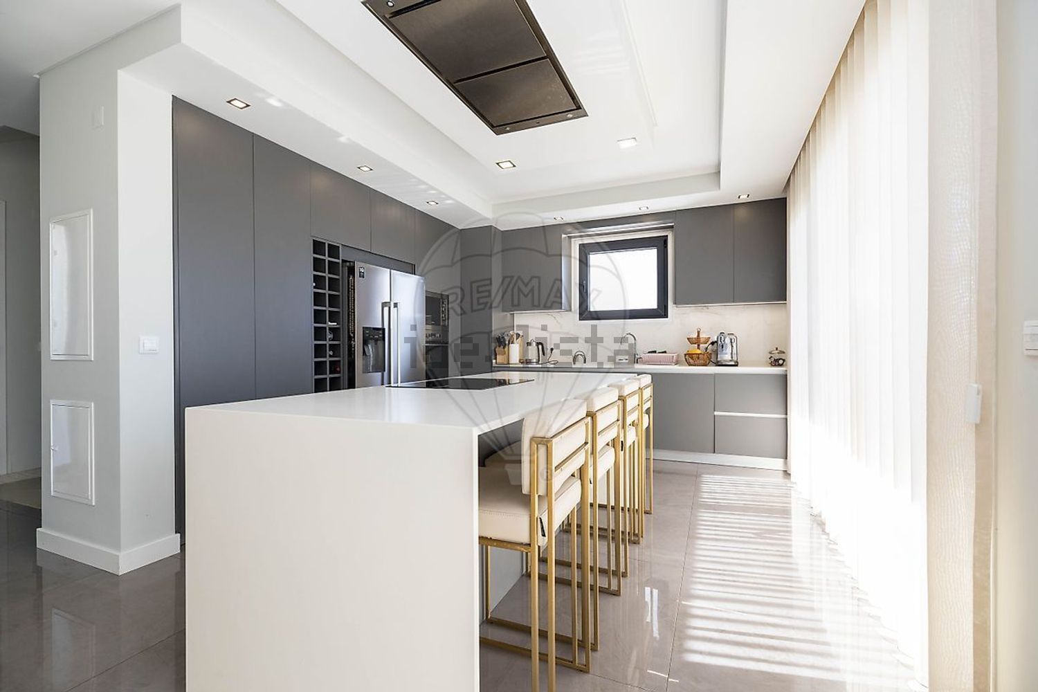 出租小楼房或独栋别墅在Rua Almeida Garrett - 厨房