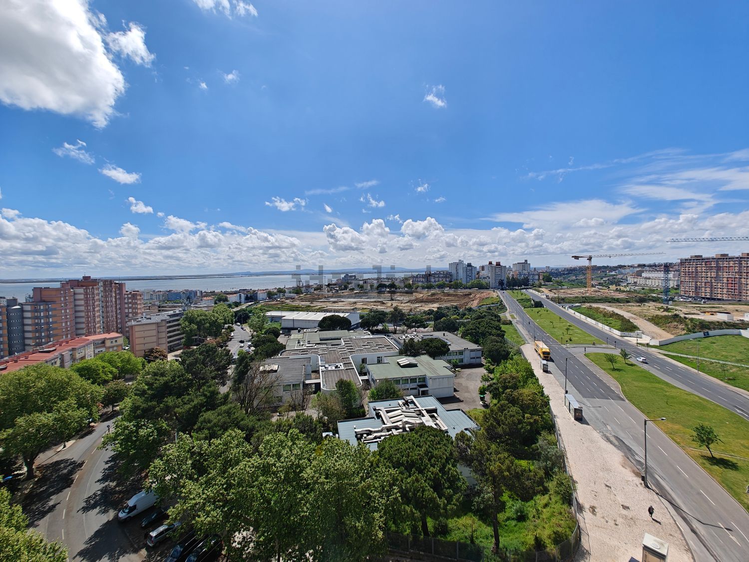 公寓 t4出售在Rua Manuel Teixeira Gomes, 103 - 视线