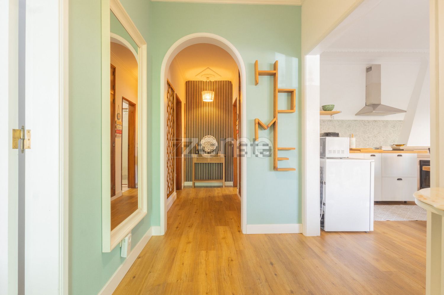 小楼房或独栋别墅出售在Rua Luís Vaz de Camões s/n - 过道