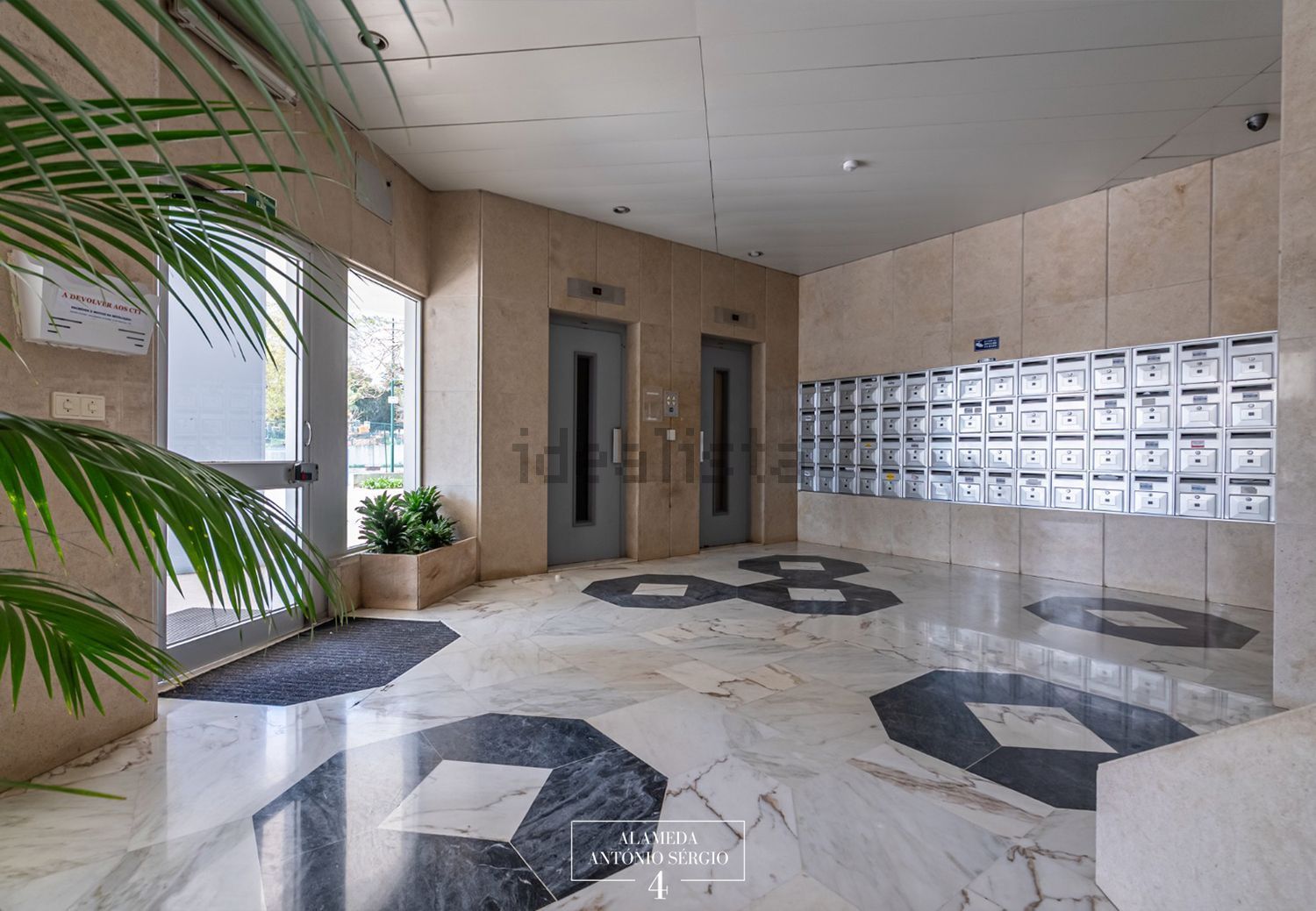 出租公寓 t2在Alameda António Sérgio, 4 - 照片