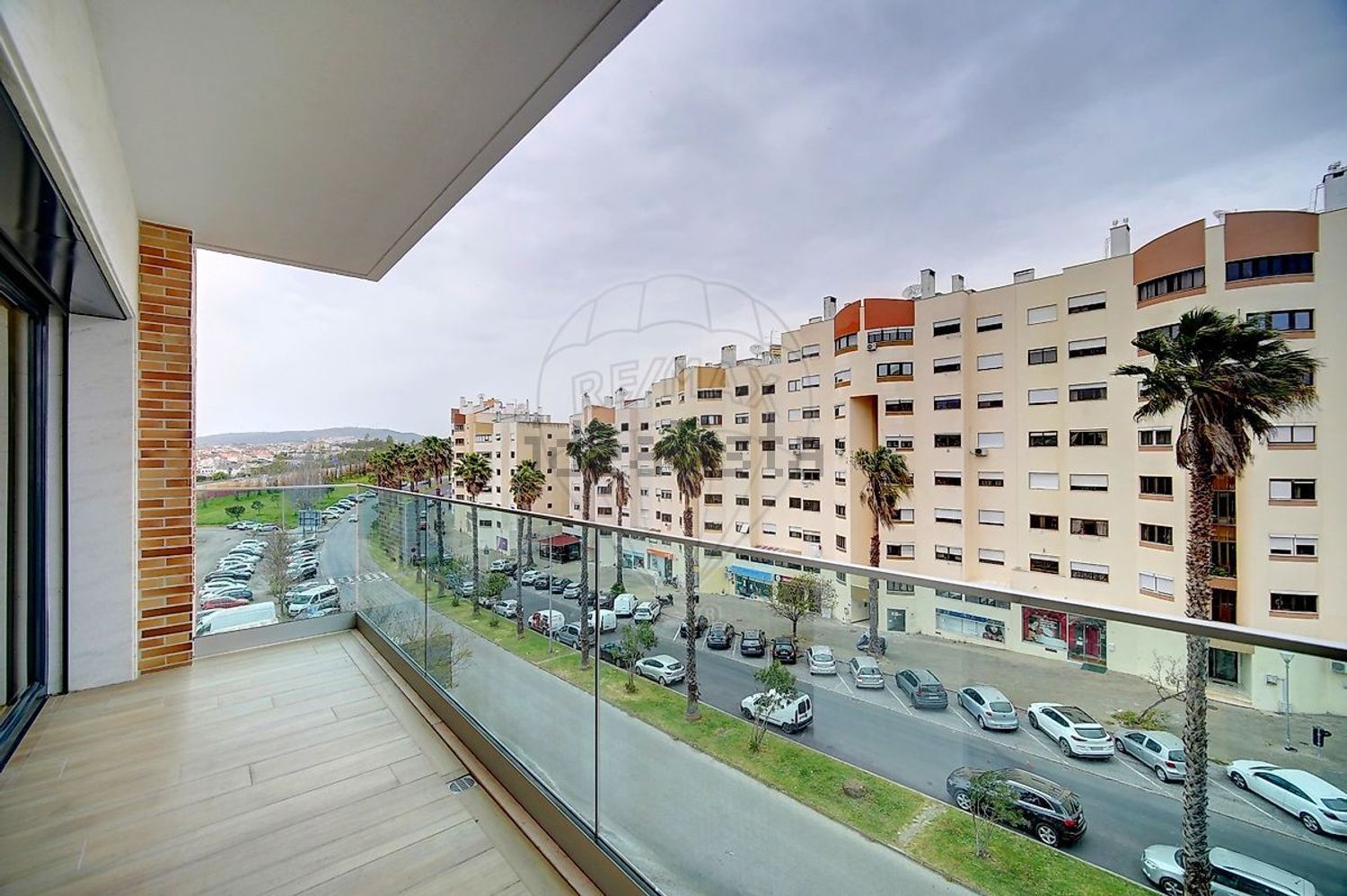 出租公寓 t2在Rua José Leiria Fernandes - 阳台