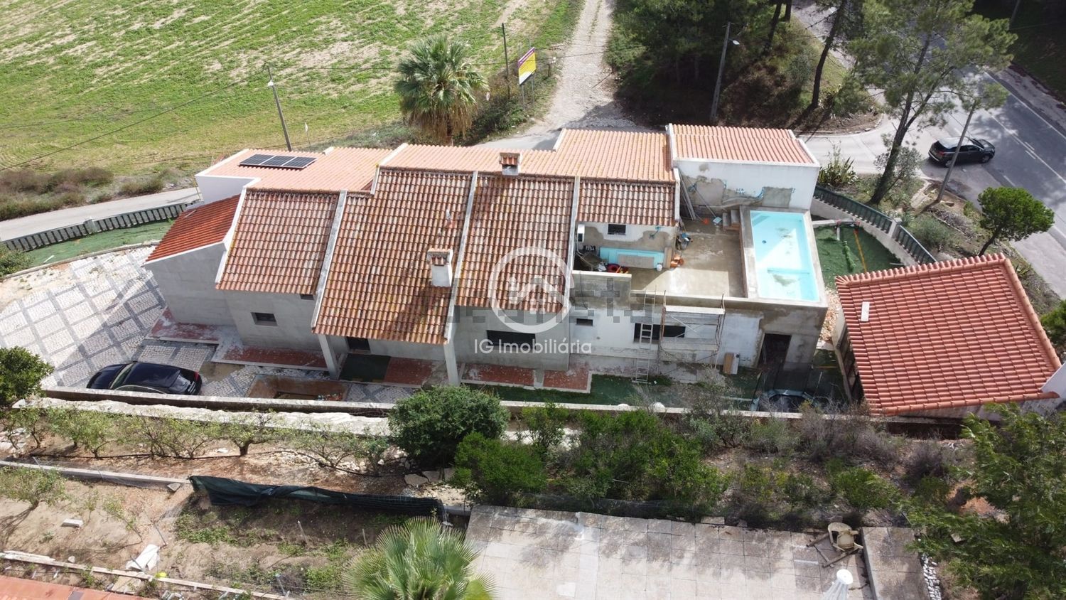 小楼房或独栋别墅出售在Centro - 外立面