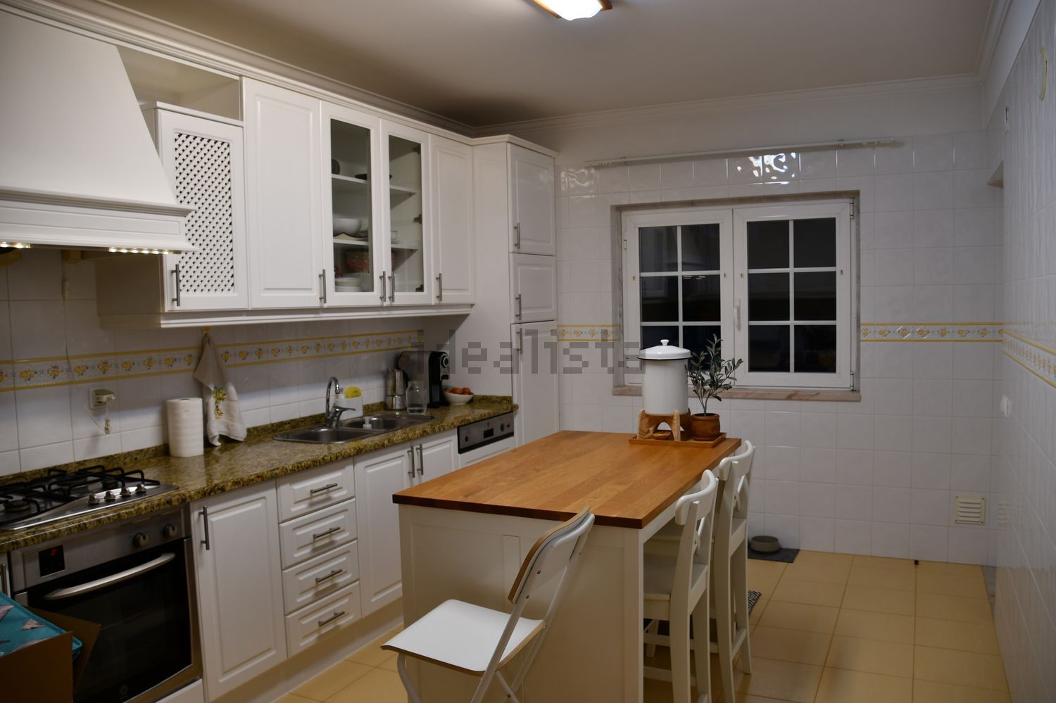 出租小楼房或独栋别墅在Rua António Augusto Pereira de Almeida, 29 - 厨房