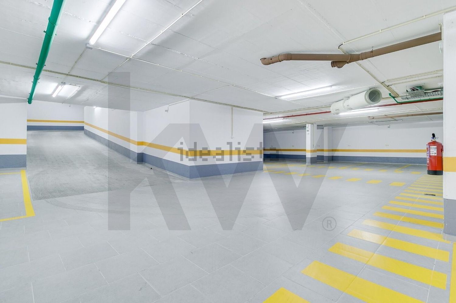 公寓 t3出售在Estrada da Luz, 81 - 停车位