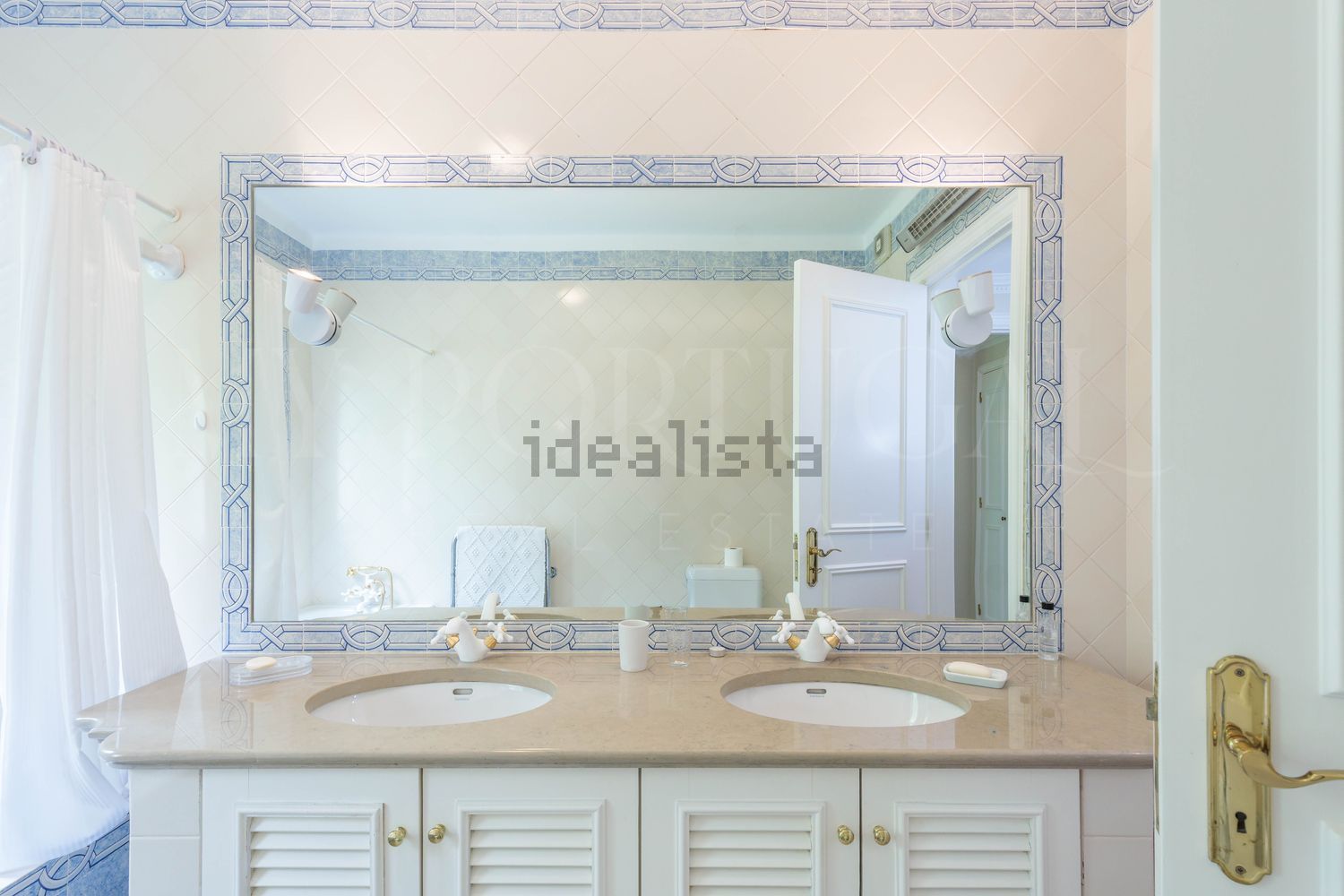 出租公寓 t4在Rua Alentejo - 厨房