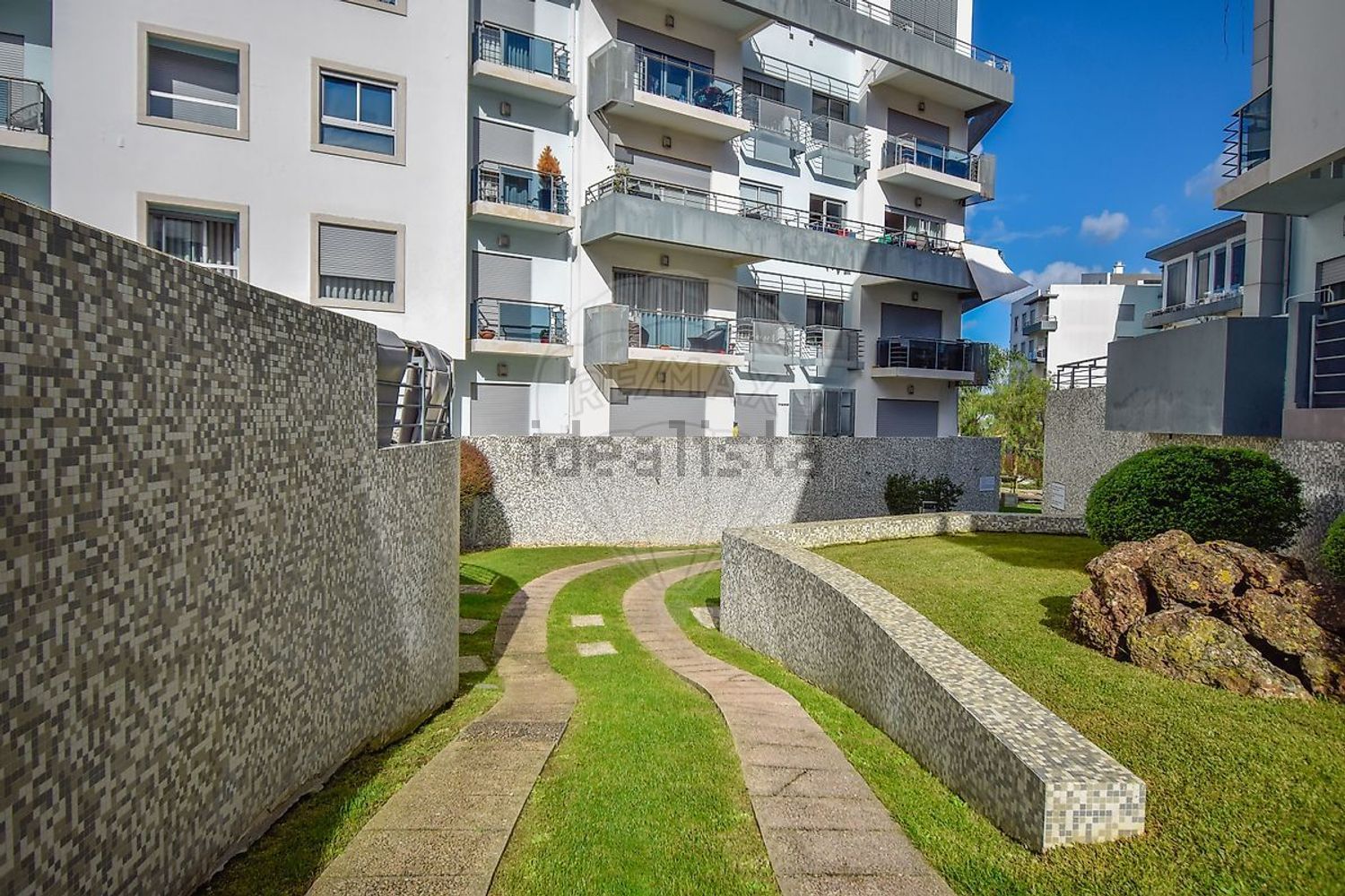 出租公寓 t3在Rua 1º de Maio - 游泳池