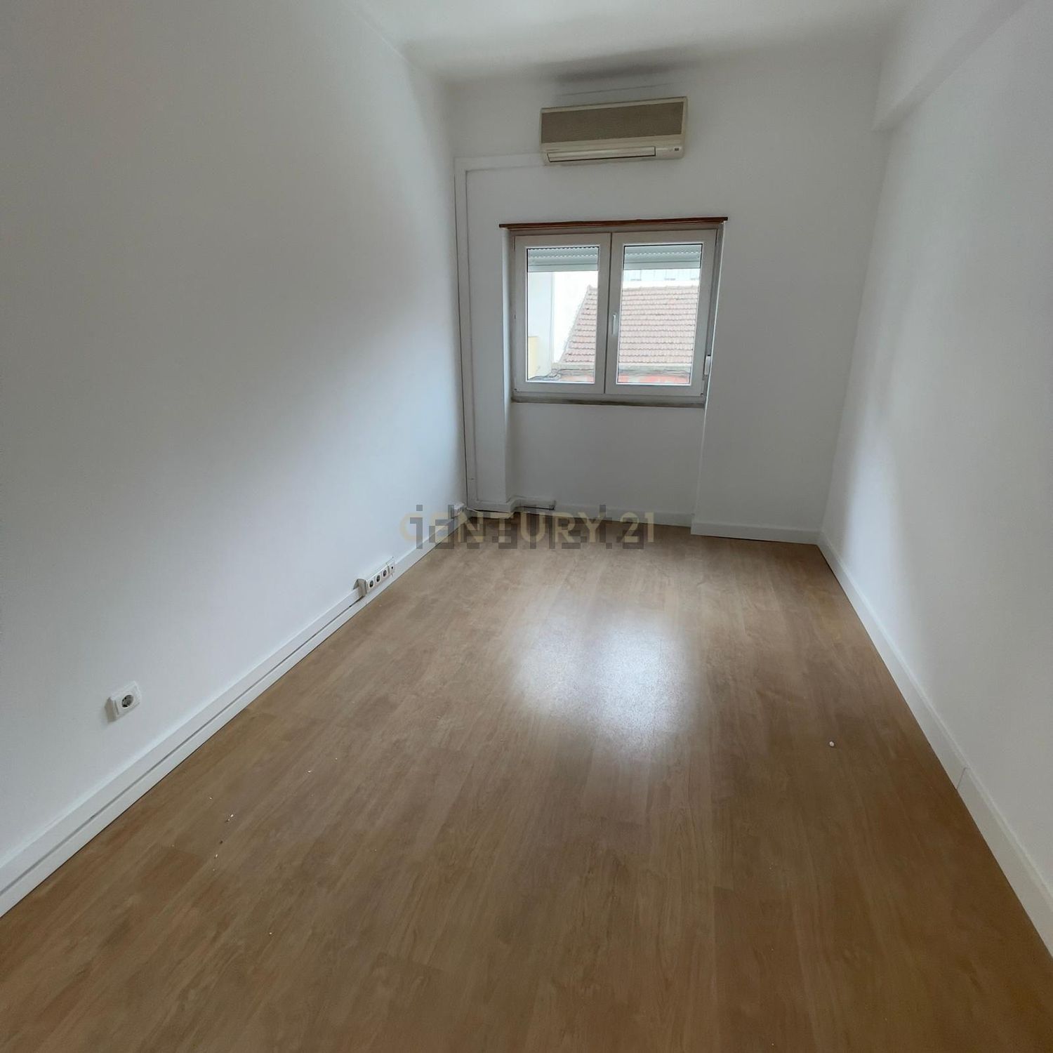 公寓 t4出售在Rua 1º de Dezembro, 8 - 居住